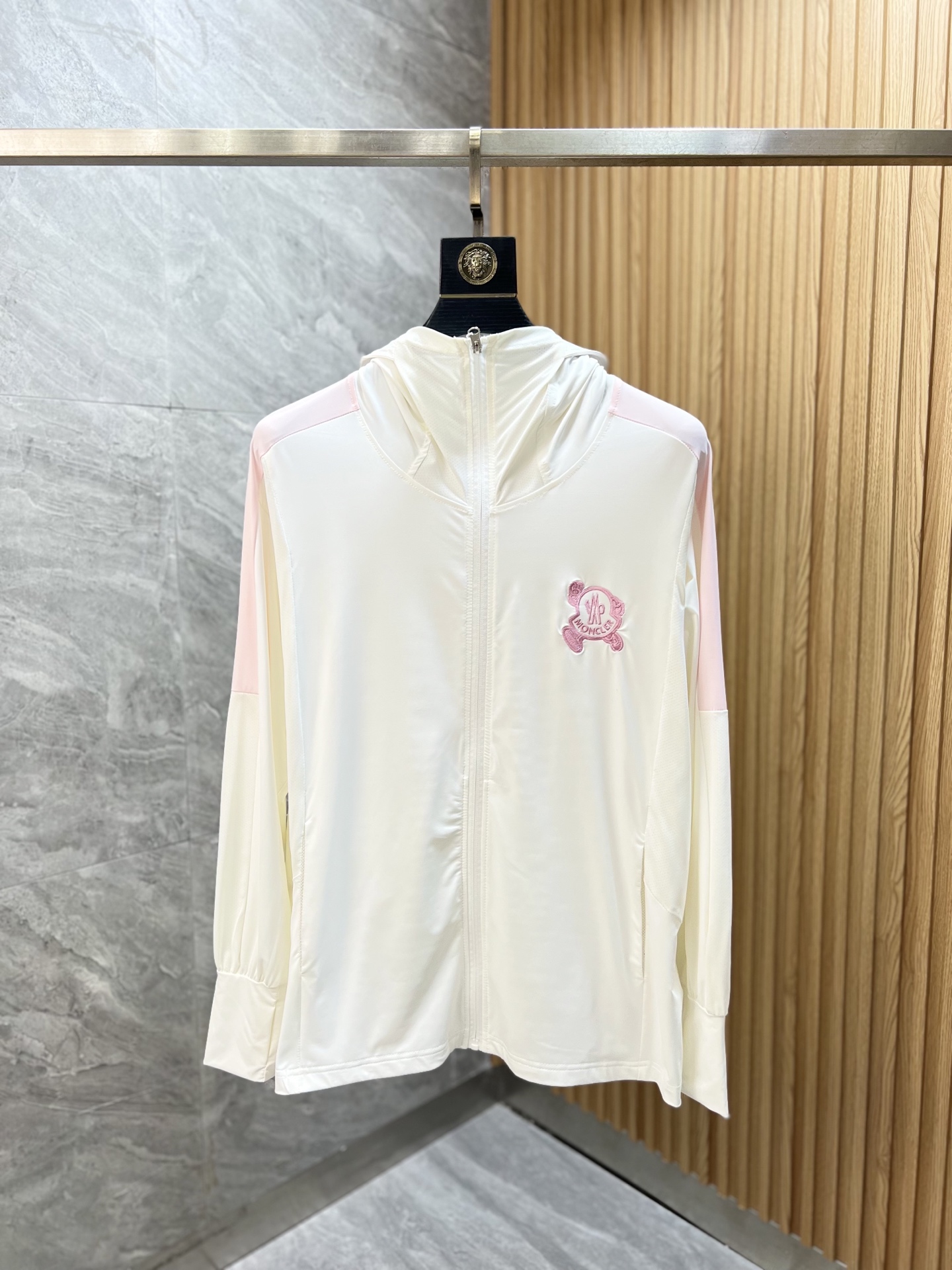 NO:162755,Moncler/口未口未分未分未分未分未分未分未分未分未分未分未分未分未分未分未分未分未分未分未分未分未分未分未分未分未分未分未分未分未分未分未分未分未分未分未分未分未分未分未分未分�19860909Moncler/蒙口 2025春夏新品 三标齐全 男女同款防晒服 好货不用过多介绍 看细节 专柜码数M-XXXL 175/140上身L,,christian louboutin,Moncler,alexander wang,Men's clothing