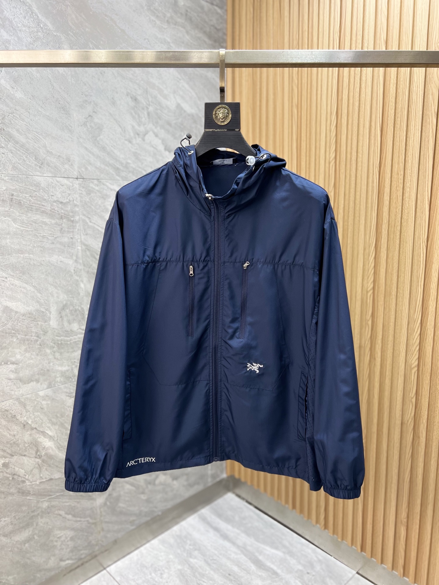 NO:162758,Arc/Architecture Bird 2025 Spring and Summer New Products, Complete Three Standards, Men and Women's Same Sunscreen Clothing, Don't need to introduce too much good products, look at the details, Counter Code M-XXXL 175/140 Upper Body L, arc'teryx, alexander wang19860909Arc/始祖鸟 2025春夏新品 三标齐全 男女同款防晒服 好货不用过多介绍 看细节 专柜码数M-XXXL 175/140上身L,arc'teryx,alexander wang,Men's clothing
