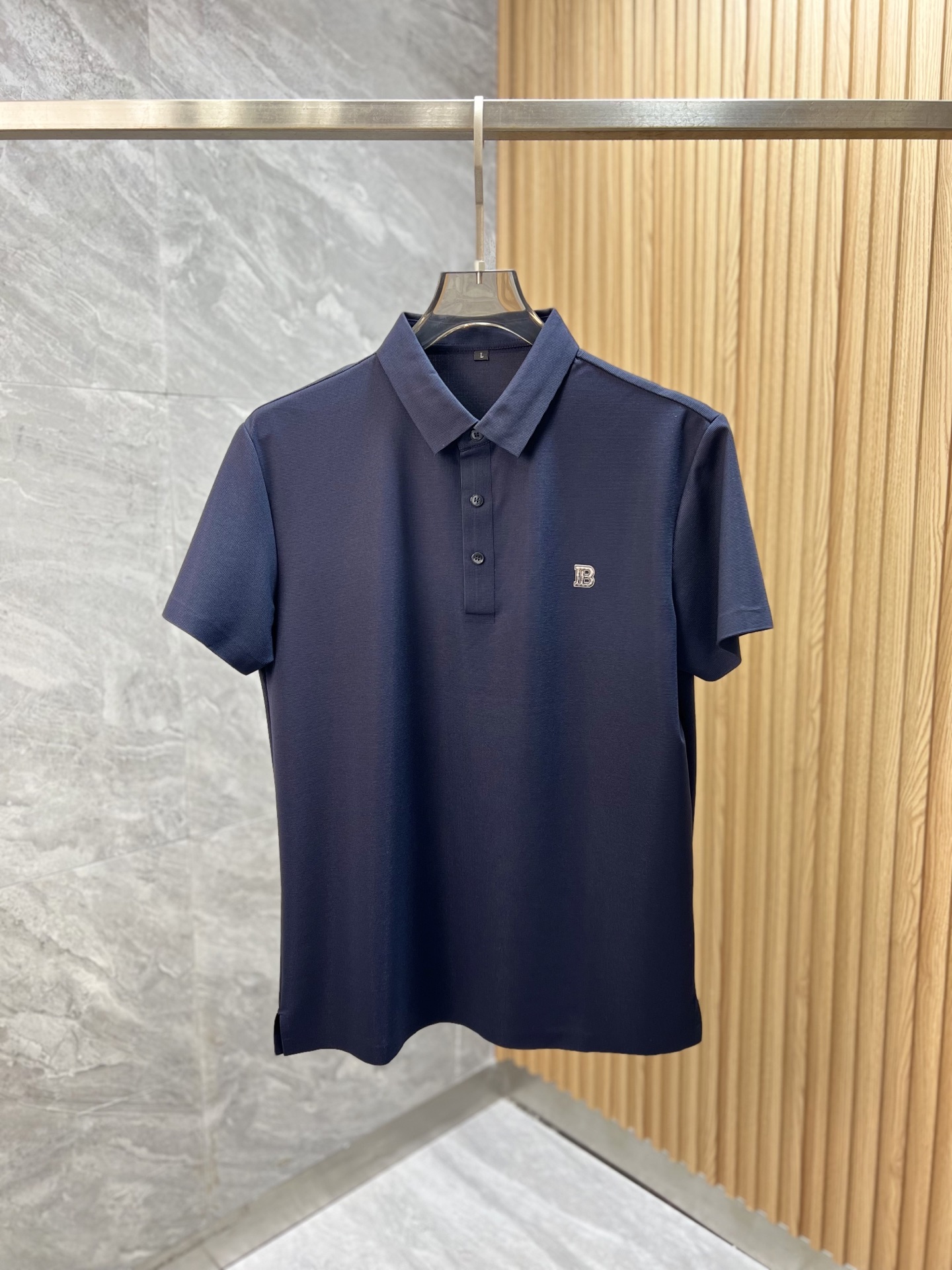 NO:162761,Burberry/Burberry New products for spring and summer 2025 are available in new products, complete three standards, lapel short-sleeved polo shirt, good products do not need to be introduced too much, look at the details, counter number M-XXXXL 175/140 Suggestions L, burberry, burberry, T-shirt, alexander wang19860909Burberry/巴宝莉 2025年春夏新品上新 三标齐全 翻领短袖polo衫 好货不用过多介绍 看细节 专柜码数M-XXXXL 175/140建议L,,burberry,burberry,T-shirt,alexander wang,Men's clothing