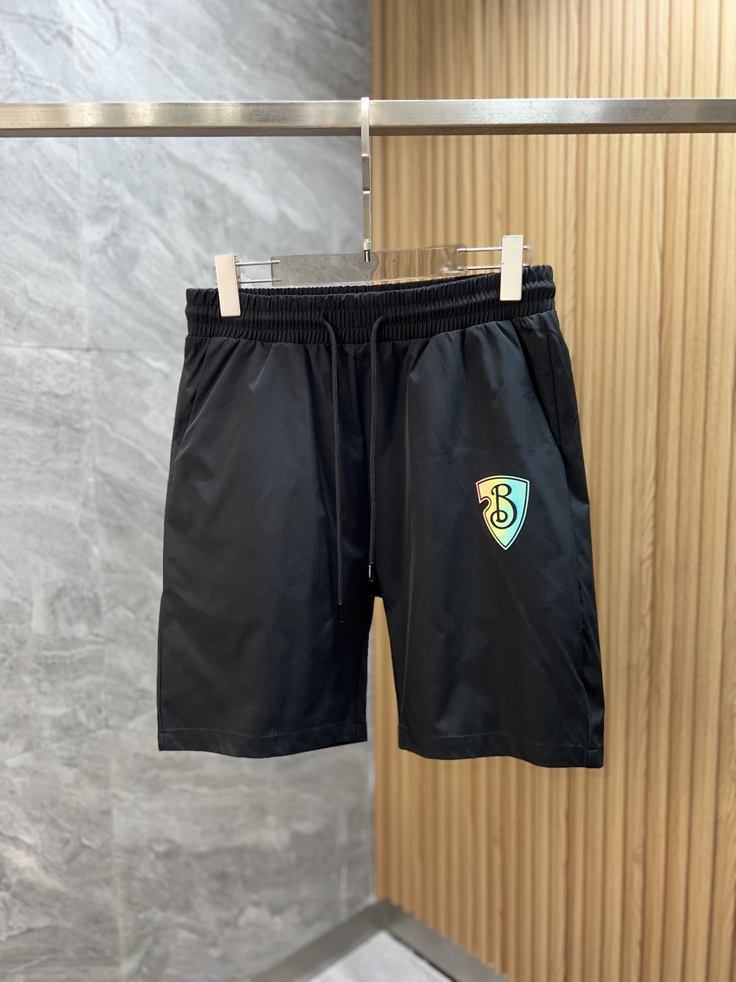 NO:459185,Burberry/Burberry 2025 Spring and Summer New Products, Complete Three Standards, Shorts, Good Products, Don’t need to introduce too much, See the details, Counter Code M-XXXL 175/140 Upper Body Suggestions L,,burberry,burberry, shorts,alexander wang19860909Burberry/巴宝莉 2025春夏新品 三标齐全 短裤 好货不用过多介绍 看细节 专柜码数M-XXXL 175/140上身建议L,,burberry,burberry,shorts,alexander wang,Men's clothing