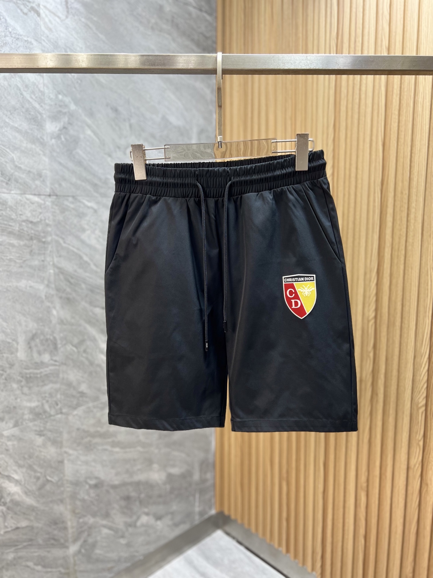 NO:459179,Dior/Dior 2025 spring and summer new products, complete three standards, shorts, good products, don’t need to introduce too much, look at the details, counter number M-XXXL 175/140 upper body suggestions L,,dior,dior, shorts,alexander wang19860909Dior/迪奥 2025春夏新品 三标齐全 短裤 好货不用过多介绍 看细节 专柜码数M-XXXL 175/140上身建议L,,dior,dior,shorts,alexander wang,Men's clothing