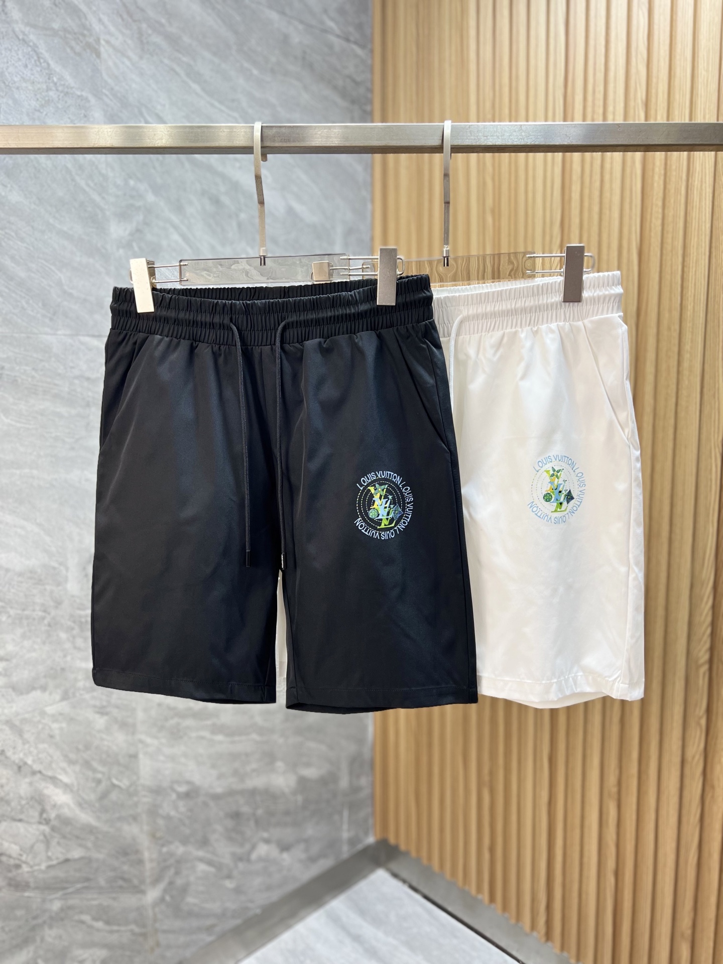 NO:416059,LV/Louis Vuitton 2025 Spring and Summer New Products, Complete Three Standards, Five-point Shorts, Good Goods Don't Be Overview, Look at the Details, Counter Code M-XXXL 175/140 Upper Body Suggestions, L, louis vuitton, louis vuitton, shorts, alexander wang19860909LV/路易威登 2025春夏新品 三标齐全 五分短裤 好货不用过多介绍 看细节 专柜码数M-XXXL 175/140上身建议L,,louis vuitton,louis vuitton,shorts,alexander wang,Men's clothing