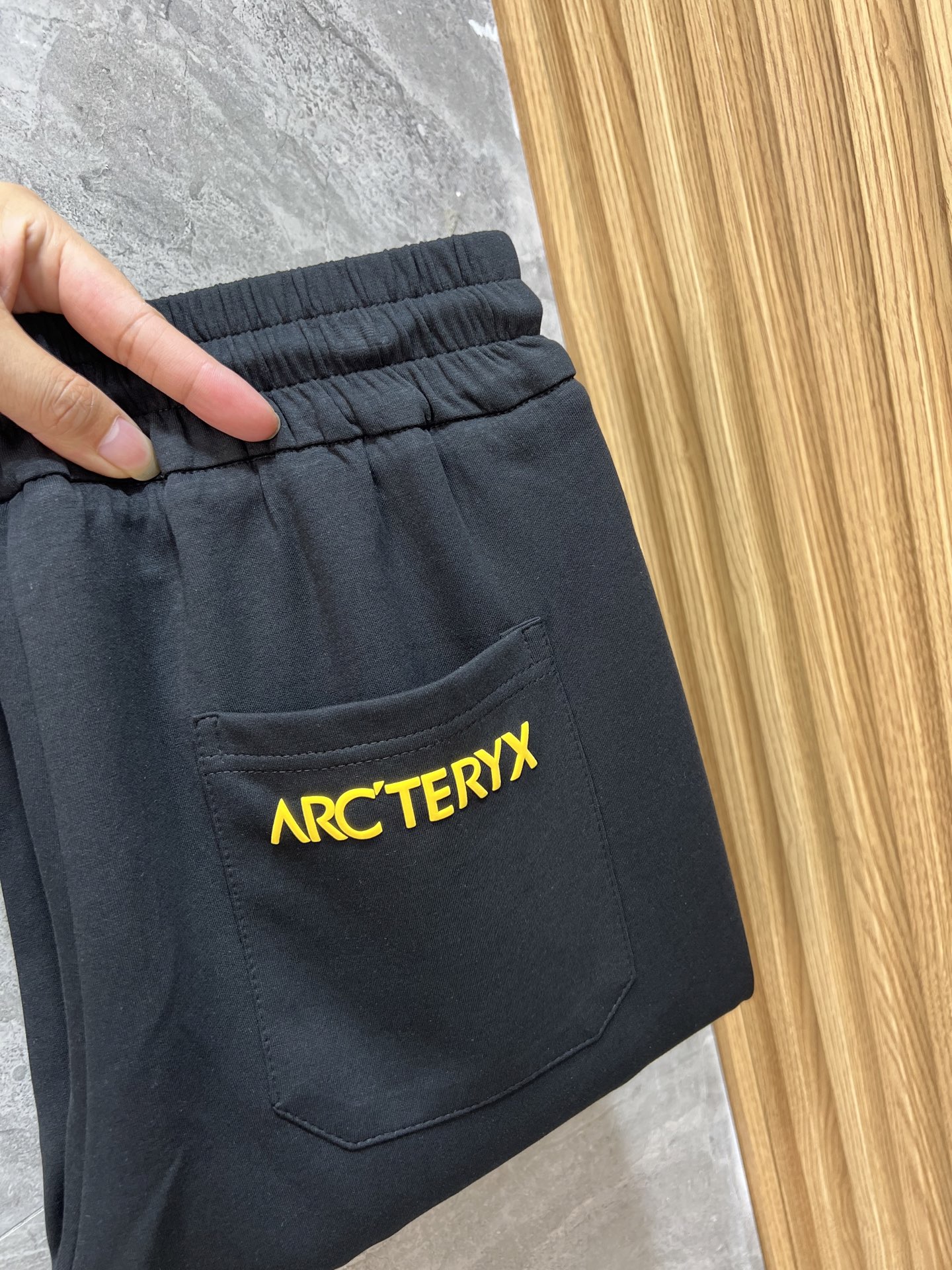 NO:441528,Arc/Architecture Bird New Spring and Summer Products Complete Three Standards Elastic Pants Casual Pants Don't need to introduce too much good products See details Counter code M-XXXL 175/140 Upper body L, arc'teryx, alexander wang19860909Arc/始祖鸟 春夏新品 三标齐全 松紧裤 休闲裤 好货不用过多介绍 看细节 专柜码数M-XXXL 175/140上身L,arc'teryx,alexander wang,Men's clothing