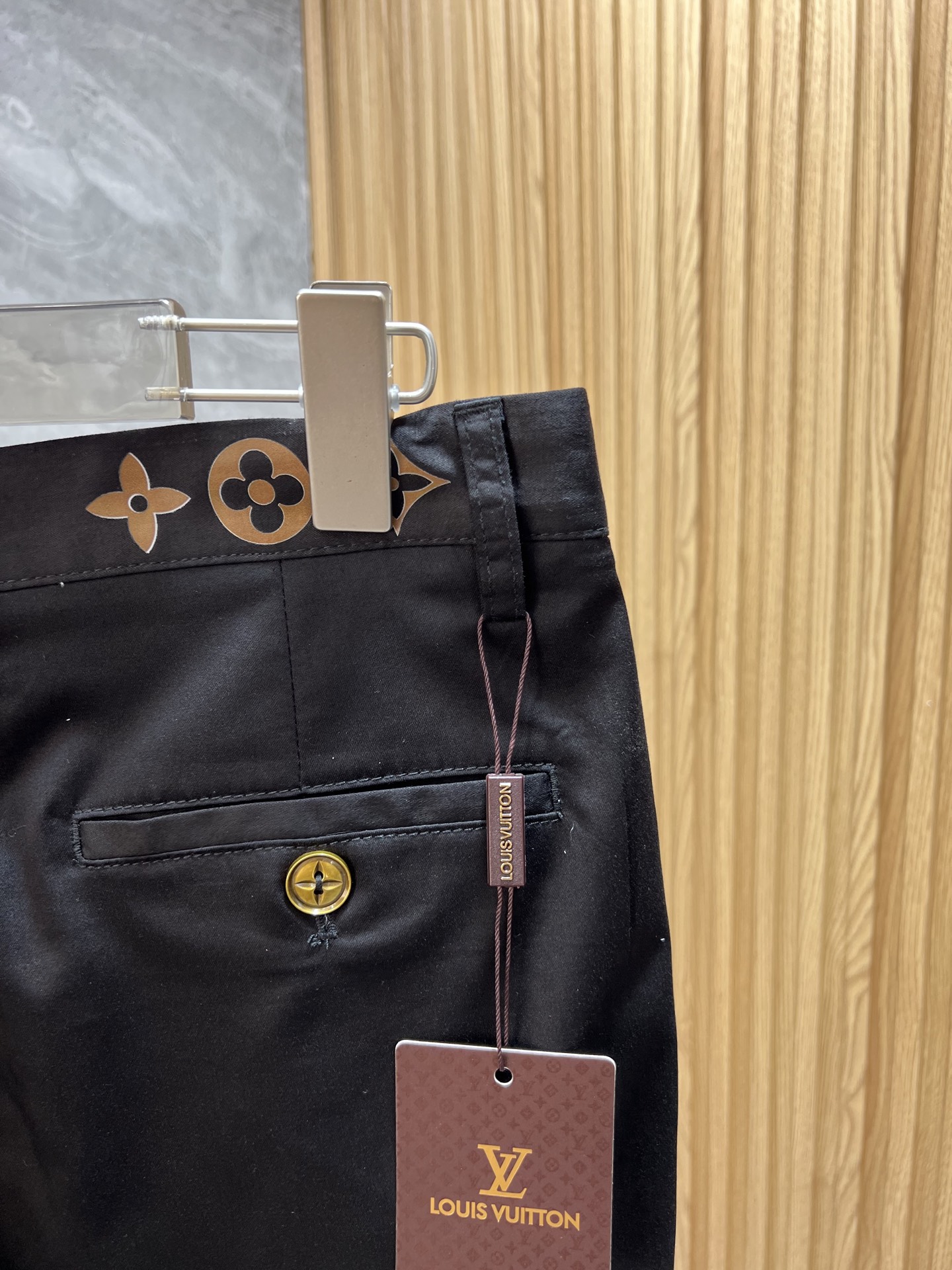 Louis Vuitton 2025 Spring/Summer Black Casual Pants, Size 29-36 10 i1749986349637 8722 0 6