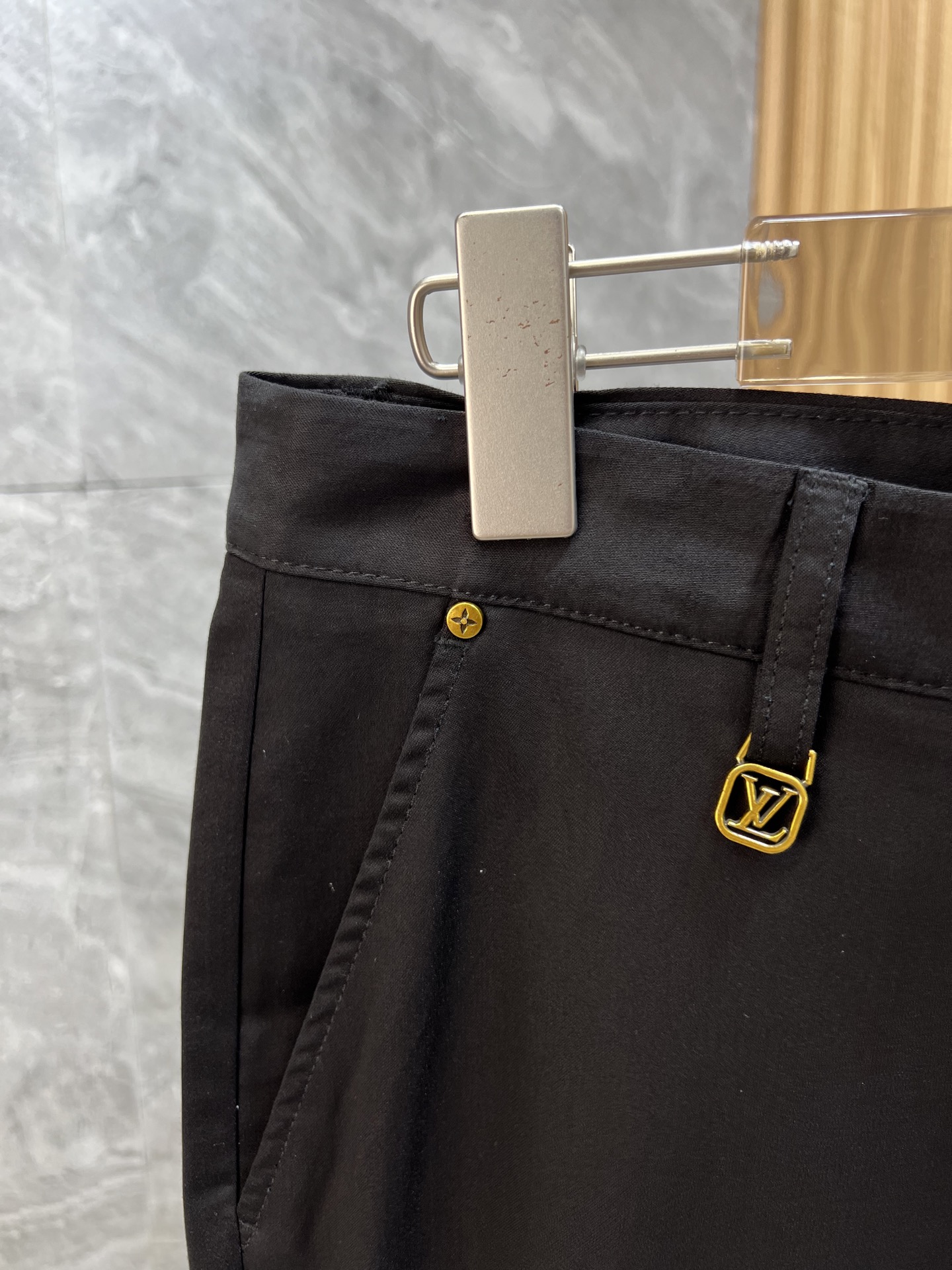 Louis Vuitton 2025 Spring/Summer Black Casual Pants, Size 29-36 7 i1749986351658 3348 0 3