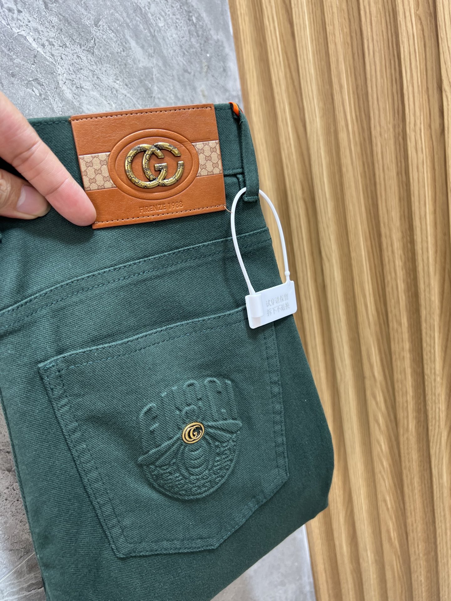 NO:428719,Prada/Guqi 2025 Spring and Summer New Products, Complete Three Standards, Jeans, Good Products, Don’t need to introduce too much, look at the details, Counter codes 29-38, 175/140, 32 upper body sizes,,prada,jeans,alexander wang19860909Prada/古奇 2025春夏新品 三标齐全 牛仔裤 好货不用过多介绍 看细节 专柜码数29-38 175/140上身32码,,prada,jeans,alexander wang,Men's clothing