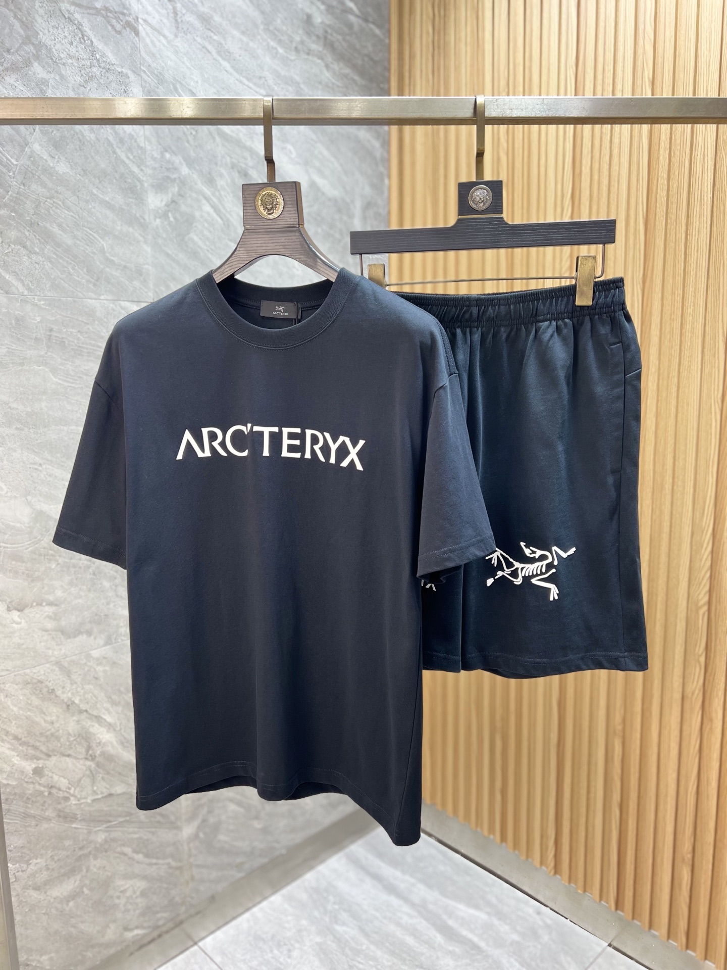 NO:462426,Arc/Architecture Bird New Products for Spring and Summer 2025 are available in new products, complete three standards, set, no need to introduce the good products too much, look at the details, counter number S-XXL /140 Suggestions M, arc'teryx, alexander wang19860909Arc/始祖鸟 2025年春夏新品上新 三标齐全 套装 好货不用过多介绍 看细节 专柜码数S-XXL /140建议M,arc'teryx,alexander wang,Men's clothing