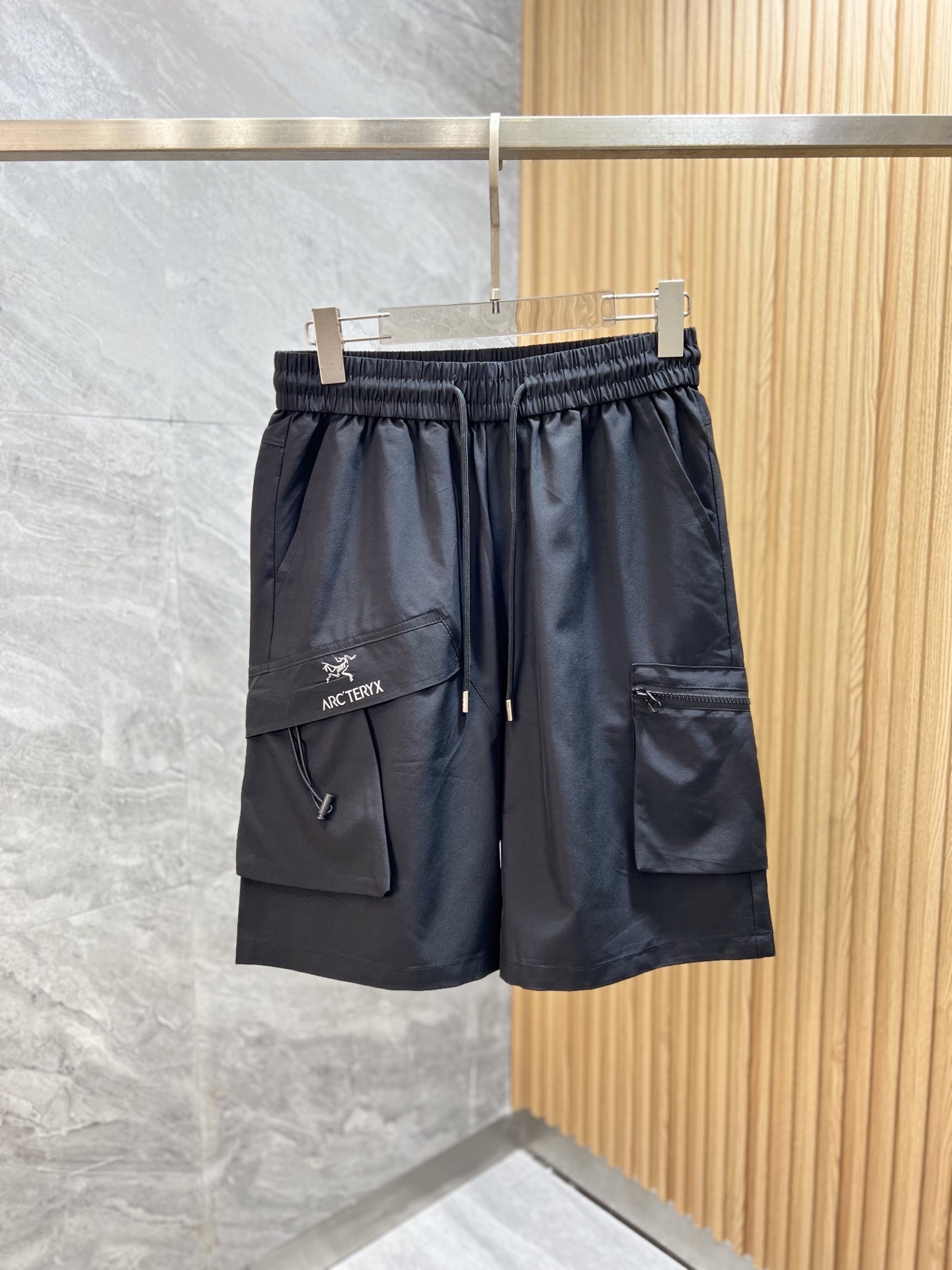 NO:483545,Arc/Architecture Bird 2025 Spring and Summer New Products, Complete Three Standards, Shorts, Good Products, Don’t need to introduce too much, See the details, Counter Code M-XXXL 175/140 Upper Body Suggestions L, arc'teryx, shorts, alexander wang19860909Arc/始祖鸟 2025春夏新品 三标齐全 短裤 好货不用过多介绍 看细节 专柜码数M-XXXL 175/140上身建议L,arc'teryx,shorts,alexander wang,Men's clothing