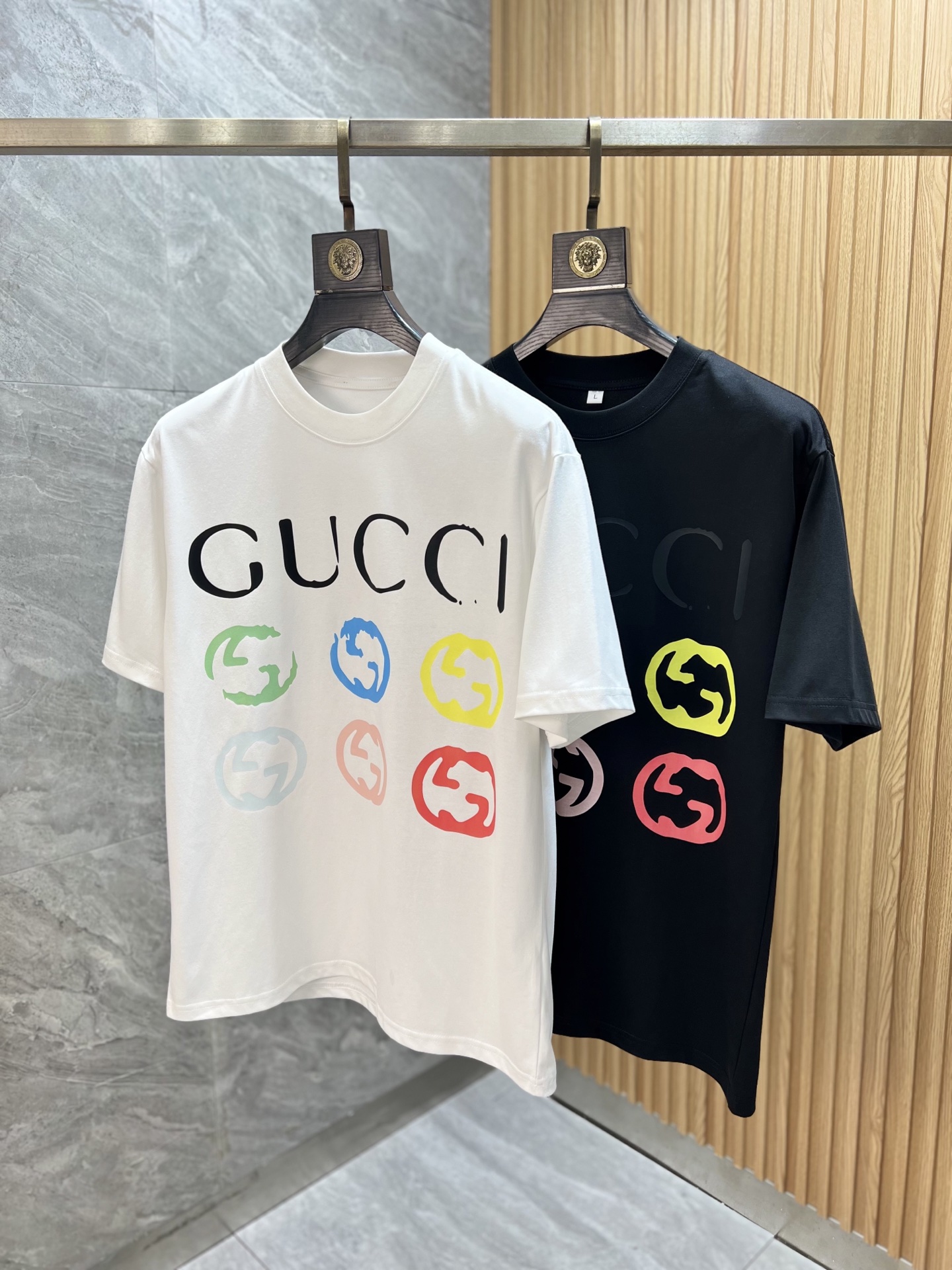NO:452121,Gucci/Gucci 2025 Spring and Summer New Products, Complete Three Standards, Short-sleeved T-shirts, Good Goods Don't Be Over-Introduction, Look at the Details, Counter Codes M-XXXXL / Suggestions, gucci, T-shirt, tees, t-shirt, alexander wang19860909Gucci/古奇 2025春夏新品 三标齐全 短袖T恤 好货不用过多介绍 看细节 专柜码数M-XXXXL /建议L,,gucci,T-shirt,tees，t-shirt,alexander wang,Men's clothing