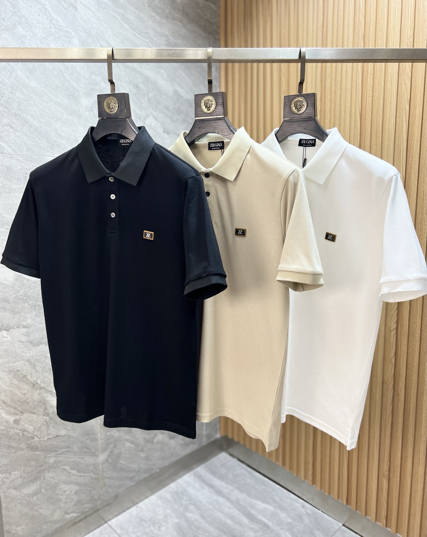 NO:455215,zZEGNA/Jenia 2025 new spring and summer products are available, complete three standards, lapel short-sleeved POLO shirt, good products do not need to be introduced too much, look at the details, counter number M-XXXL 175/140 Suggestions L,,zegna,T-shirt,alexander wang19860909zZEGNA/杰尼亚 2025年春夏新品上新 三标齐全 翻领短袖POLO衫 好货不用过多介绍 看细节 专柜码数M-XXXL 175/140建议L,,zegna,T-shirt,alexander wang,Men's clothing