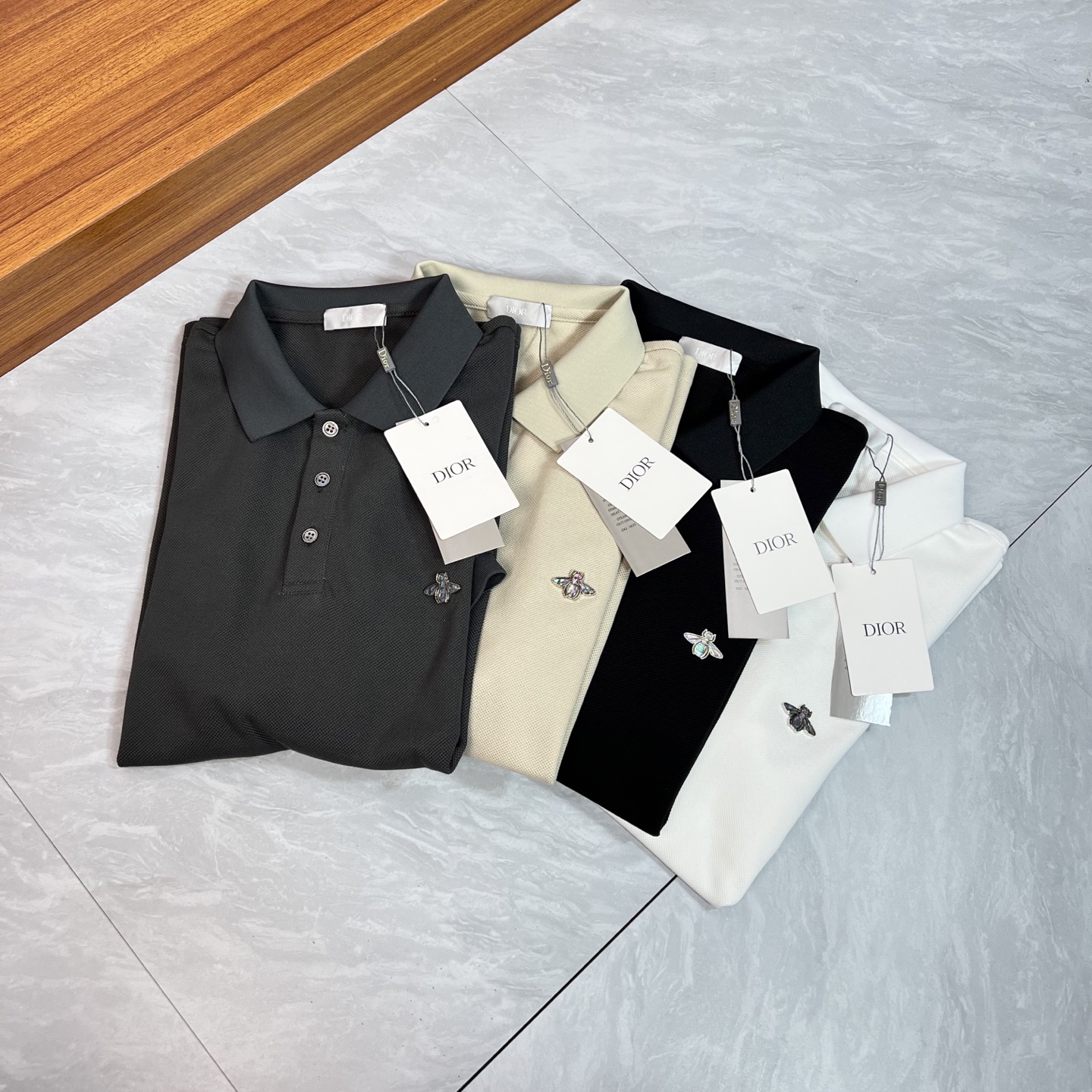 NO:459367,Dior/Dior 2025 spring and summer new products are available, complete three standards, lapel short-sleeved POLO shirt, good products do not need to be introduced too much, look at the details, counter number M-XXXL 175/140 Suggestions L,,dior,dior,T-shirt,alexander wang19860909Dior/迪奥 2025年春夏新品上新 三标齐全 翻领短袖POLO衫 好货不用过多介绍 看细节 专柜码数M-XXXL 175/140建议L,,dior,dior,T-shirt,alexander wang,Men's clothing