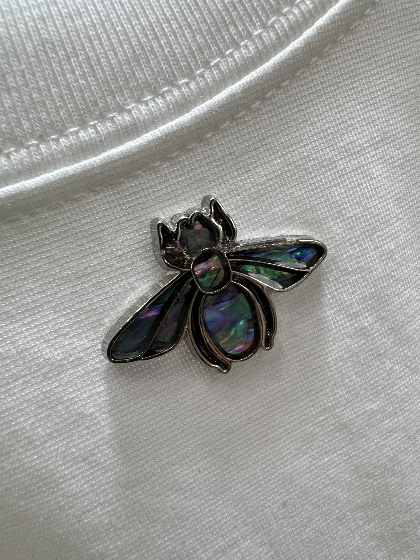 NO:462443,Dior/Dior 2025 new spring and summer products are available in new products, complete three standards, mercerized cotton round neck short-sleeved T-shirt, customized hardware craftsmanship on chest, good products do not need to be introduced too much, look at the details, counter number M-XXXL /140 suggestions L,,dior,dior,T-shirt,tees,t-shirt,alexander wang19860909Dior/迪奥 2025年春夏新品上新 三标齐全 丝光棉圆领短袖T恤 胸前定制五金工艺 好货不用过多介绍 看细节 专柜码数M-XXXL /140建议L,,dior,dior,T-shirt,tees，t-shirt,alexander wang,Men's clothing