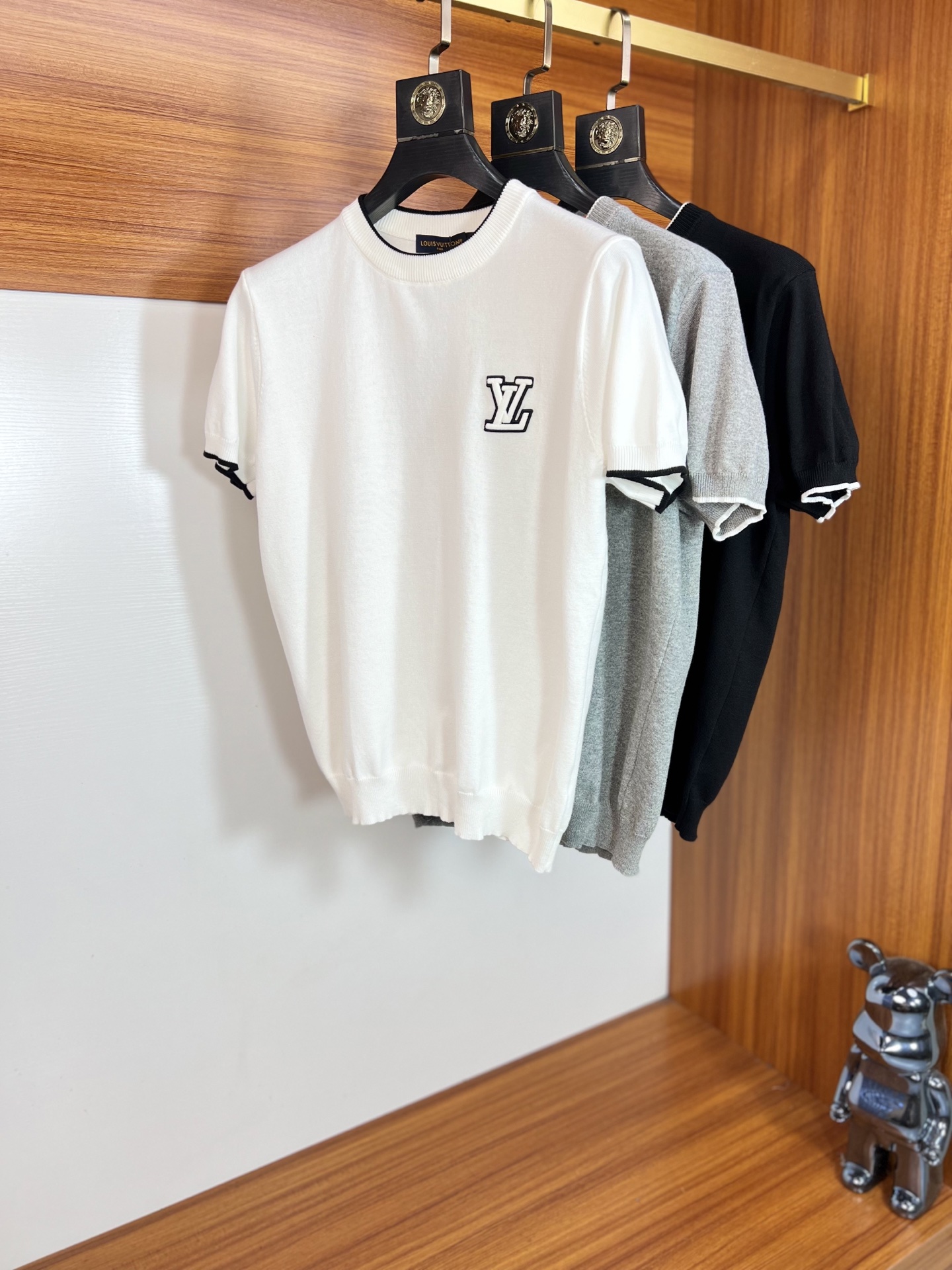 NO:462533,LP New products for Spring and Summer 2019 are available in new year, complete three standards, round-neck sweater, no need to introduce too much good products, look at the details, counter number M-XXXL /140 suggestions L,,loro piano,alexander wang19860909LP 年春夏新品上新 三标齐全 圆领针织衫 好货不用过多介绍 看细节 专柜码数M-XXXL /140建议L,,loro piana,alexander wang,Men's clothing