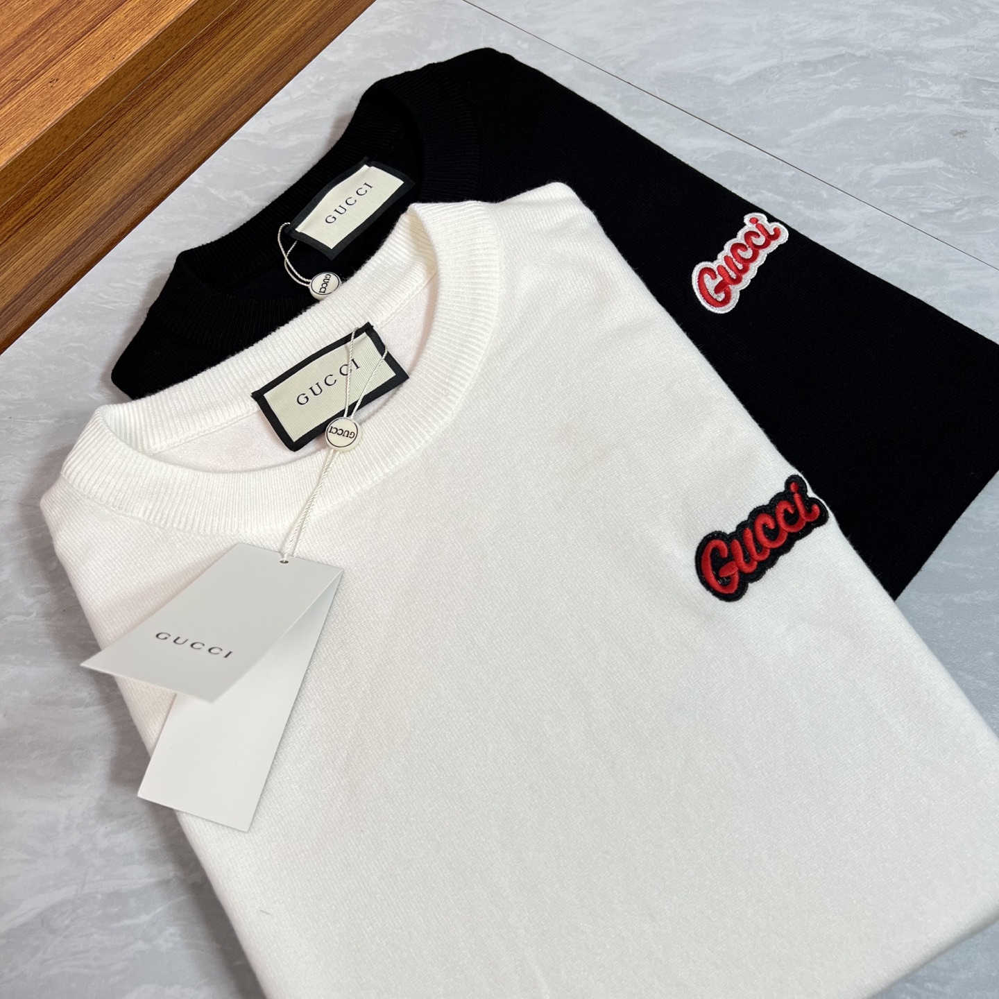 NO:522909,Gucci/Gucci New products for spring and summer 2025 are available in new products, complete three standards, round neck sweater, embroidery craftsmanship, good products do not need to be introduced too much, look at the details, counter number M-XXXL /140 suggestions L,,gucci,sweaters,alexander wang19860909Gucci/古奇 2025年春夏新品上新 三标齐全 圆领毛衣 刺绣工艺 好货不用过多介绍 看细节 专柜码数M-XXXL /140建议L,,gucci,sweaters,alexander wang,Men's clothing