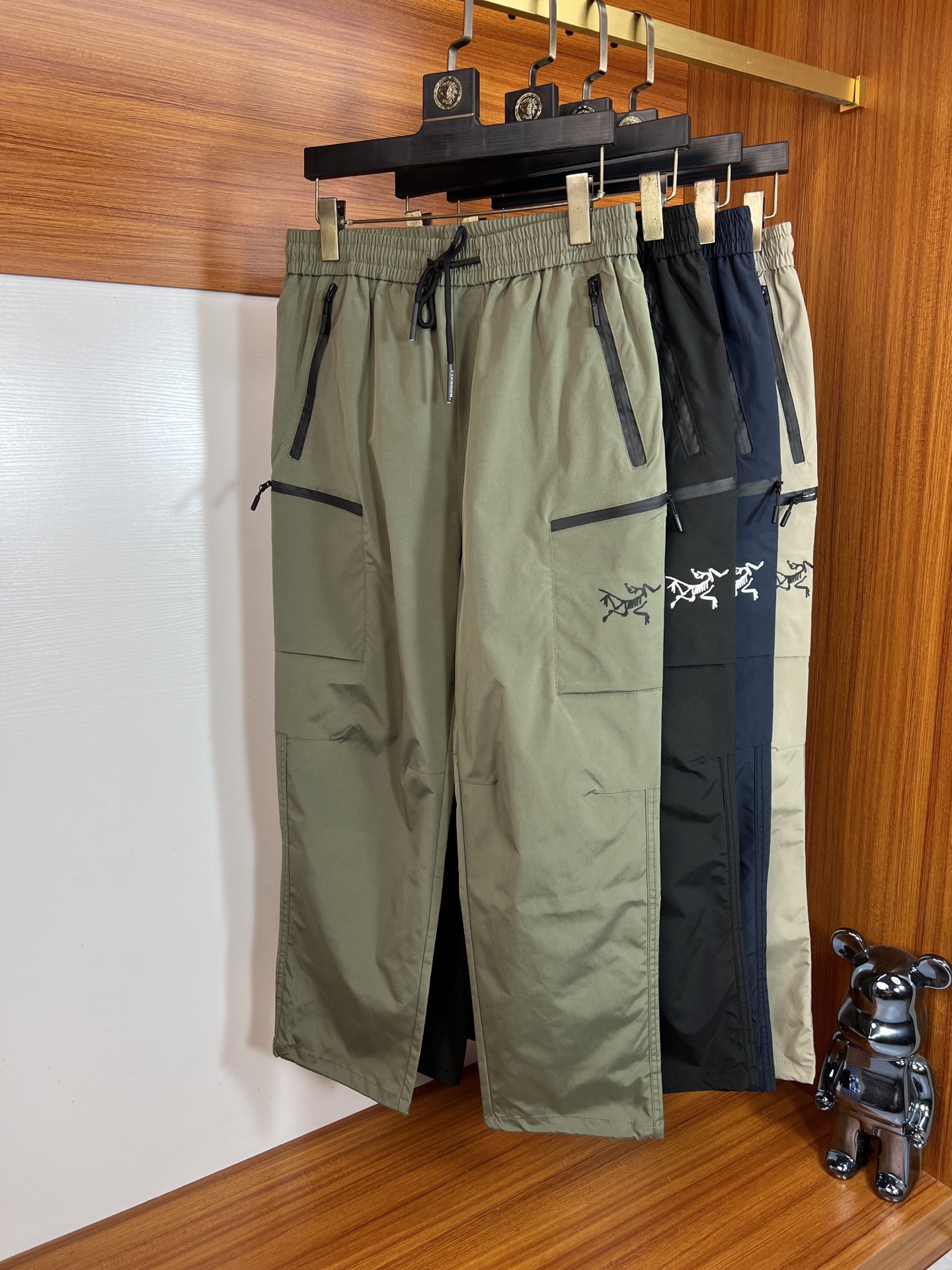 NO:518740,Arc/Architecture Bird 2025 Spring and Summer New Products, Complete Three Standards, Casual Pants, Don’t need to introduce too much good products, look at the details, Counter code L-4XL 175/140 Upper body recommendation XL, arc'teryx, alexander wang19860909Arc/始祖鸟 2025春夏新品 三标齐全 休闲裤 好货不用过多介绍 看细节 专柜码数L-4XL 175/140上身建议XL,arc'teryx,alexander wang,Men's clothing