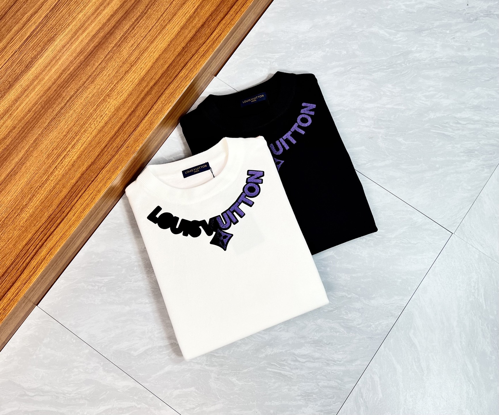 NO:519270,LV/Louis Vuitton 2025 new spring and summer products are available, three standards are complete, round neck sweater, good products do not need to be introduced too much, look at the details, counter number M-XXXL 175/140 Suggestions,,louis vuitton,louis vuitton,sweaters,alexander wang19860909LV/路易威登 2025年春夏新品上新 三标齐全 圆领毛衣 好货不用过多介绍 看细节 专柜码数M-XXXL 175/140建议L,,louis vuitton,louis vuitton,sweaters,alexander wang,Men's clothing