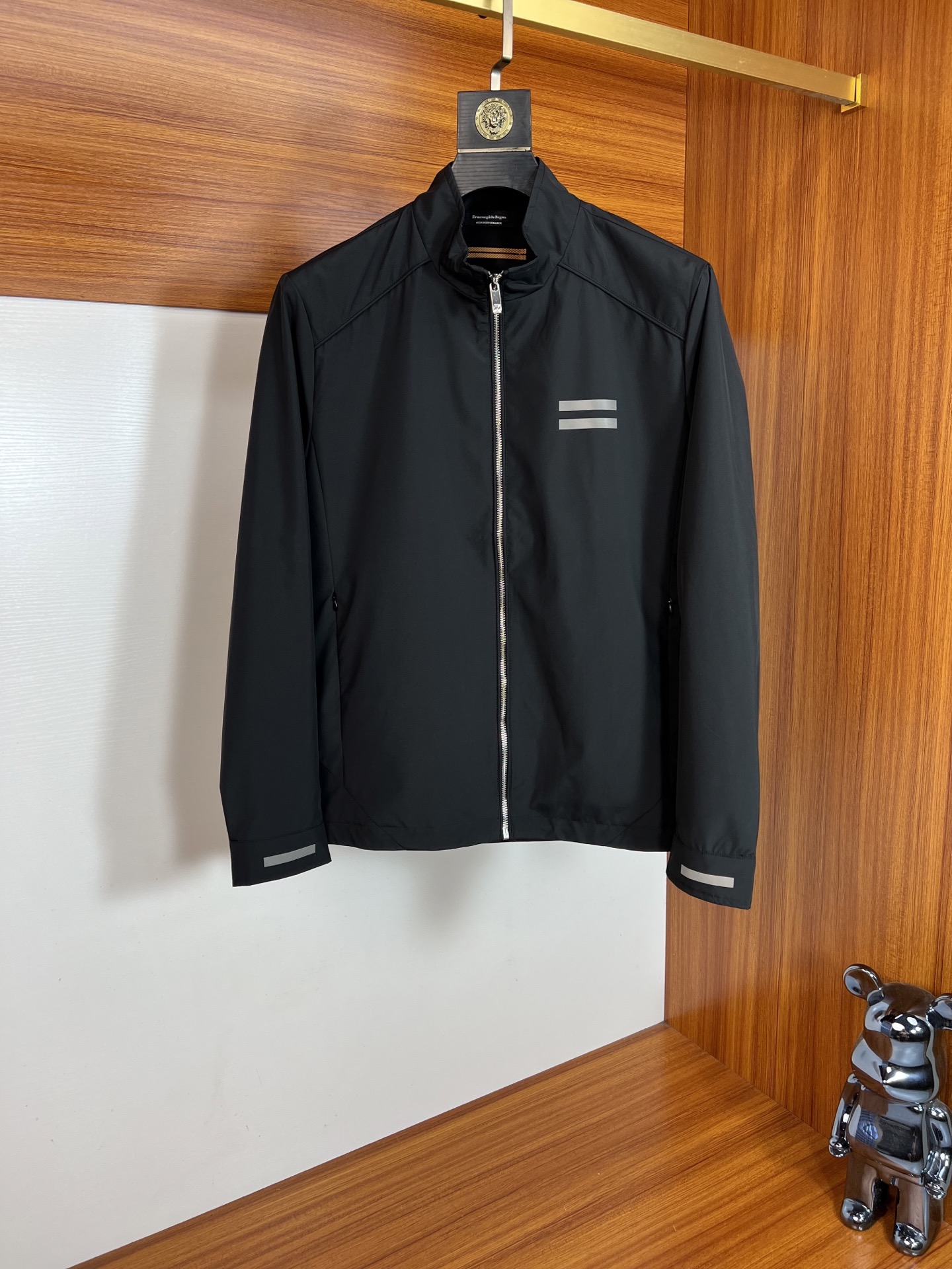 NO:519279,zZEGNA/Jenia 2025 new spring and summer new products are available, three standards are complete, windbreaker jacket jacket, good products do not need to be introduced too much, look at the details, counter number M-XXXL 175/140 Suggestions L,,zegna, jackets & coats,jackets & coats,alexander wang19860909zZEGNA/杰尼亚 2025年春夏新品上新 三标齐全 风衣夹克外套 好货不用过多介绍 看细节 专柜码数M-XXXL 175/140建议L,,zegna,jackets & coats,jackets & coats,alexander wang,Men's clothing