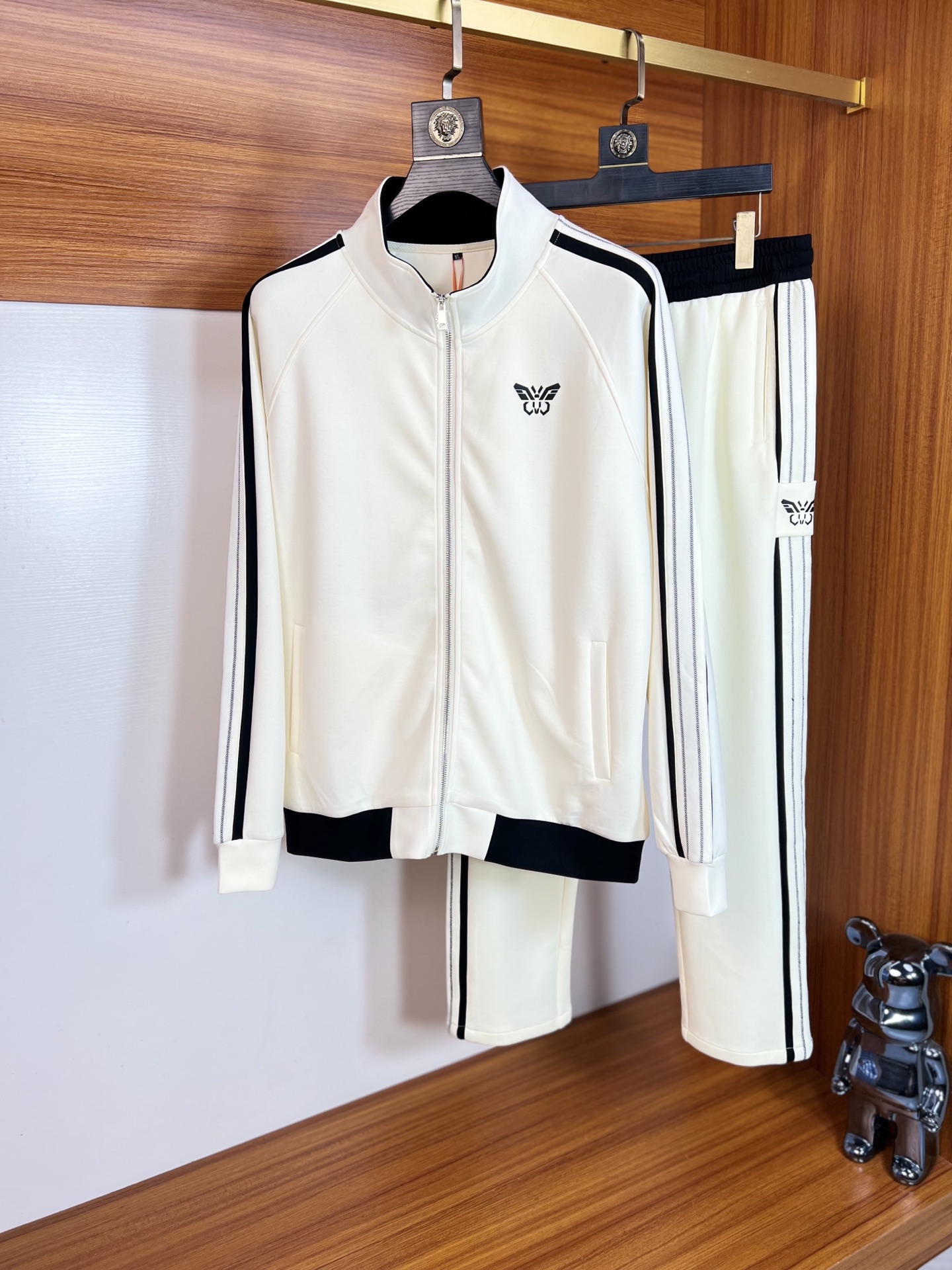 NO:540898,Jacket BV 2025 autumn and winter new product, complete three standards, matching sets, no need to introduce too much good products, look at the details, counter number M-4XL /140 upper body L,, bottega veneta, jackets & coats, alexander wang19860909外套BV 2025秋冬新品 三标齐全 可搭配套装 好货不用过多介绍 看细节 专柜码数M-4XL /140上身L,,bottega veneta,jackets & coats,alexander wang,Men's clothing