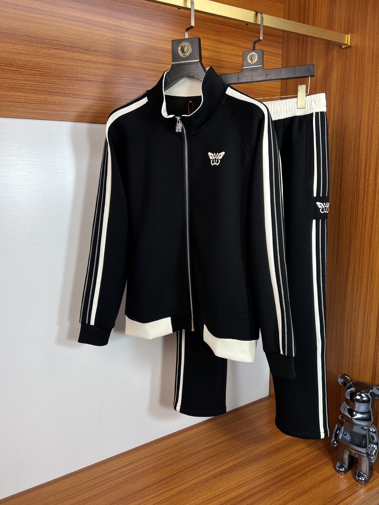 NO:540908,Jacket BV 2025 autumn and winter new product, complete three standards, matching sets, no need to introduce too much good products, look at the details, counter number M-4XL /140 upper body L,, bottega veneta, jackets & coats, alexander wang19860909外套BV 2025秋冬新品 三标齐全 可搭配套装 好货不用过多介绍 看细节 专柜码数M-4XL /140上身L,,bottega veneta,jackets & coats,alexander wang,Men's clothing