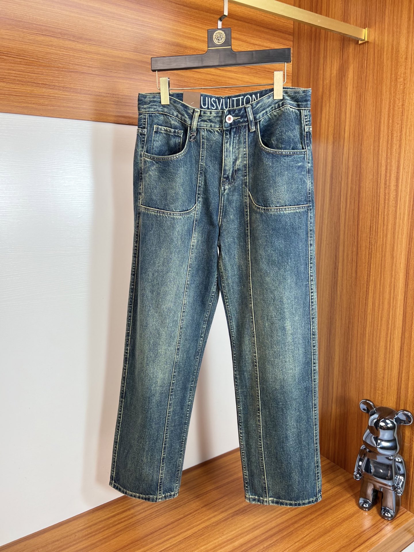 NO:539905,LV/Louis Vuitton 2025 autumn and winter new products, complete three standards, jeans, good products, don't need to be introduced too much, look at the details, counter number 28-38 / 140 upper body 32,, louis vuitton,louis vuitton,jeans,alexander wang19860909LV/路易威登 2025秋冬新品 三标齐全 牛仔裤 好货不用过多介绍 看细节 专柜码数28-38 /140上身32码,,louis vuitton,louis vuitton,jeans,alexander wang,Men's clothing