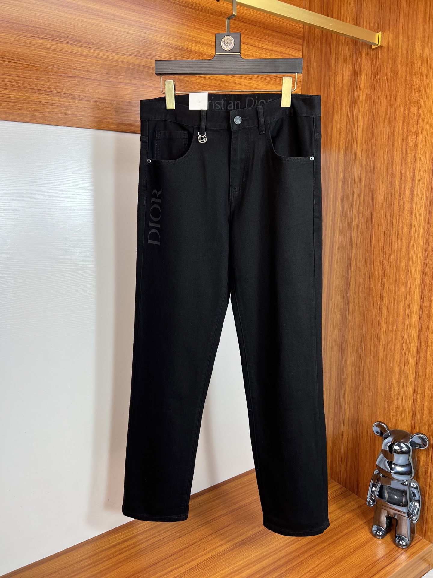 NO:539903,Dior/Dior 2025 autumn and winter new products, complete three standards, jeans, good products, don't need to introduce too much, look at the details, counter number 28-38 / 140 upper body 32,,dior,dior,jeans,alexander wang19860909Dior/迪奥 2025秋冬新品 三标齐全 牛仔裤 好货不用过多介绍 看细节 专柜码数28-38 /140上身32码,,dior,dior,jeans,alexander wang,Men's clothing