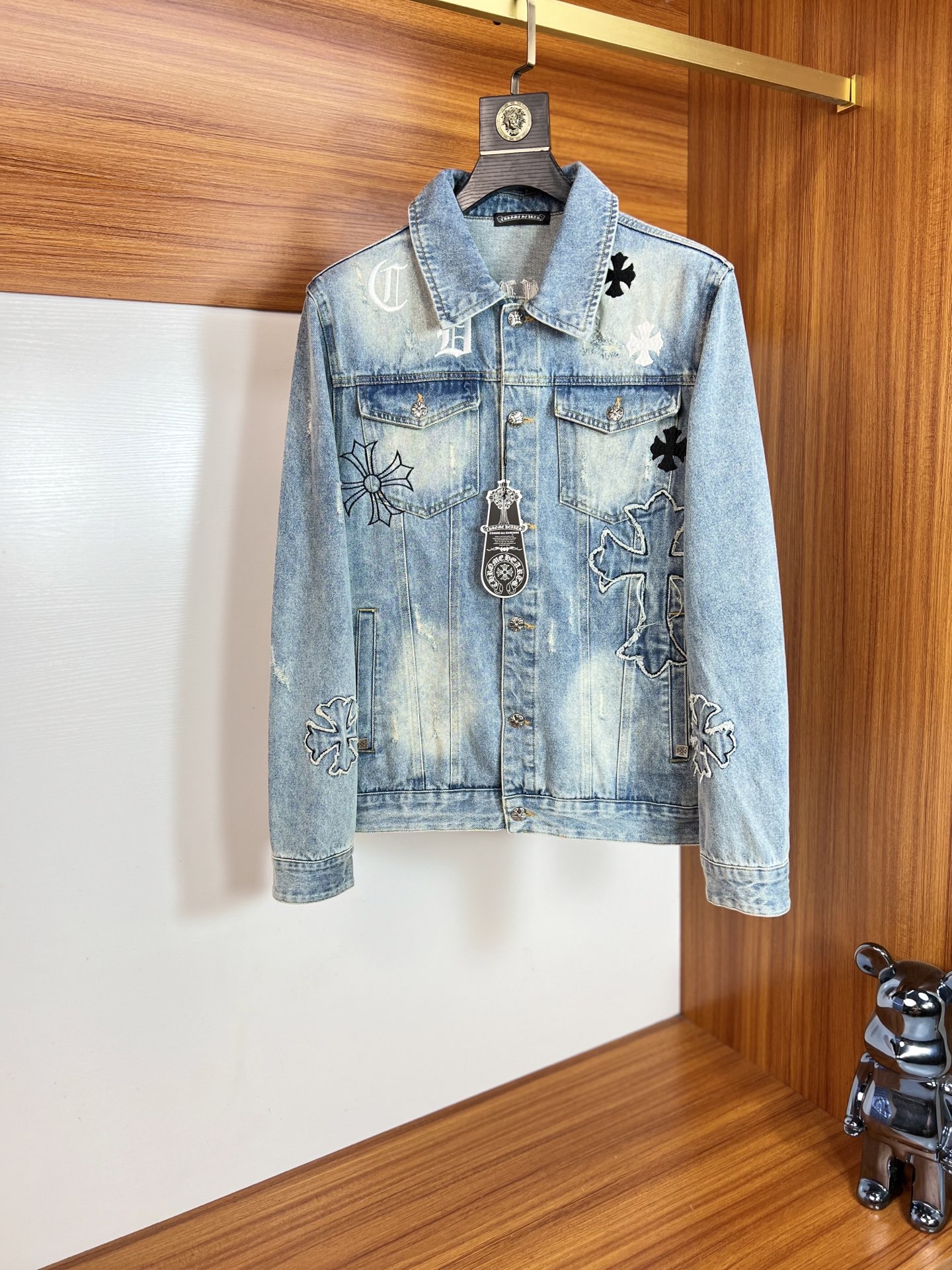 NO:539900,Ch/Croxin 2025 new autumn and winter products are available, complete three standards, jackets, no need to introduce too much good products, look at the details, counter code M-XXXL /140 suggestions L,,chrome hearts, jackets & coats, jackets & coats, alexander wang19860909Ch/克罗心 2025年秋冬新品上新 三标齐全 夹克外套 好货不用过多介绍 看细节 专柜码数M-XXXL /140建议L,,chrome hearts,jackets & coats,jackets & coats,alexander wang,Men's clothing