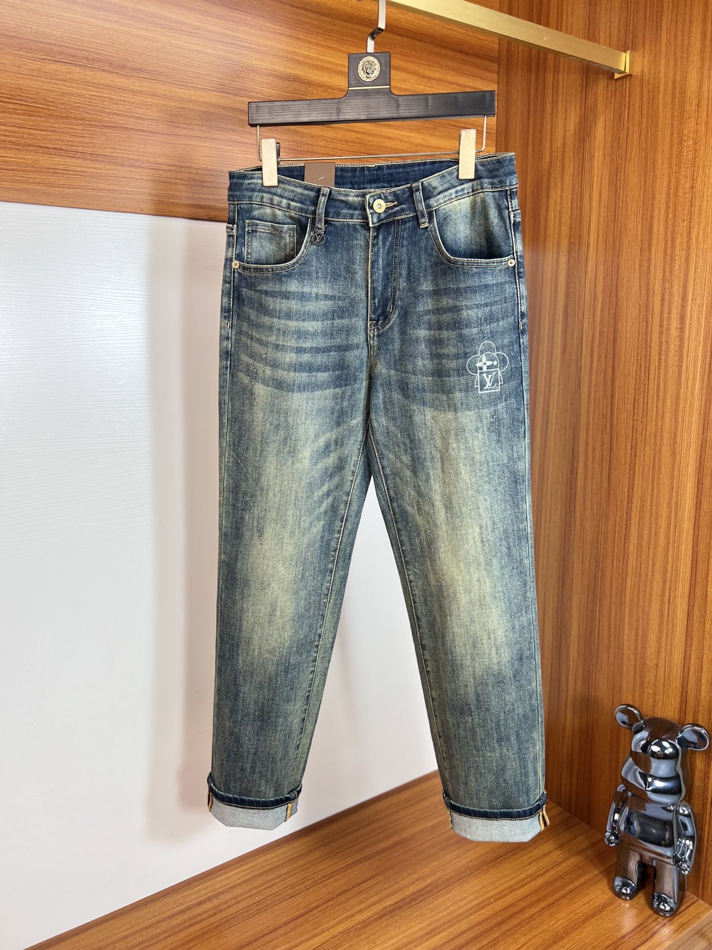 NO:644231,LV/Louis Vuitton 2025 autumn and winter new products, complete with three labels, jeans, good products, no need to introduce too much, look at the details, counter size 28-38, 175/140 upper body size 32,, louis vuitton, louis vuitton, jeans, alexander wang19860909LV/路易威登 2025秋冬新品 三标齐全 牛仔裤 好货不用过多介绍 看细节 专柜码数28-38 175/140上身32码,,louis vuitton,louis vuitton,jeans,alexander wang,Men's clothing