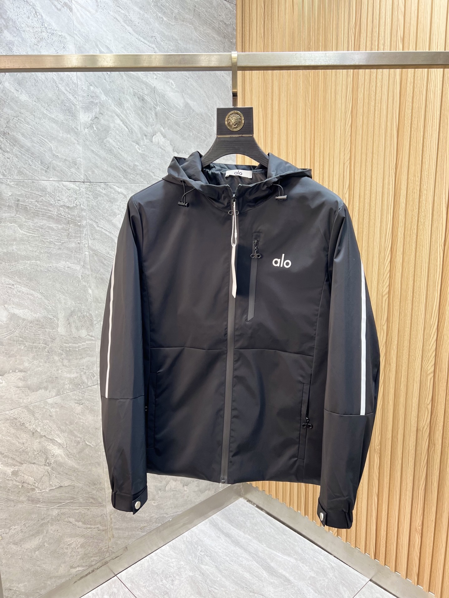NO:599045,alo 2025 autumn and winter new products, complete with three standards, jackets and coats, good products, no need to introduce too much, look at the details, counter size M-XXXL 175/140, recommended L,,jackets & coats,jackets & coats,alexander wang19860909alo 2025年秋冬新品上新 三标齐全 夹克外套 好货不用过多介绍 看细节 专柜码数M-XXXL 175/140建议L,,jackets & coats,jackets & coats,alexander wang,Men's clothing