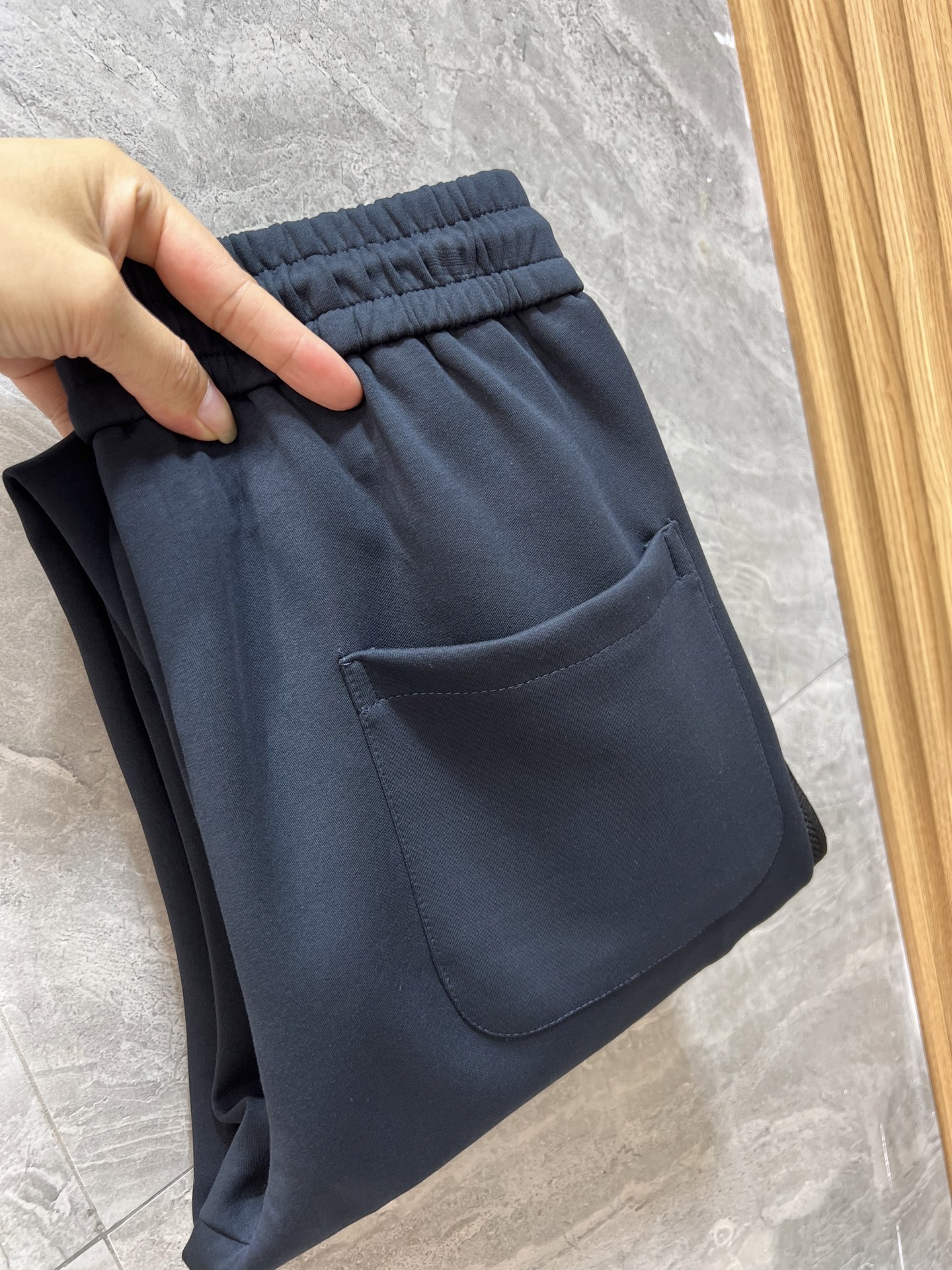 NO:524993,Ch/Croxin 2025 autumn and winter new products, complete three standards, casual pants, good products, don't need to introduce too much, look at the details, counter number 30-38, 175/140 upper body 32, chrome hearts, alexander wang19860909Ch/克罗心 2025秋冬新品 三标齐全 休闲裤 好货不用过多介绍 看细节 专柜码数30-38 175/140上身32码,,chrome hearts,alexander wang,Men's clothing