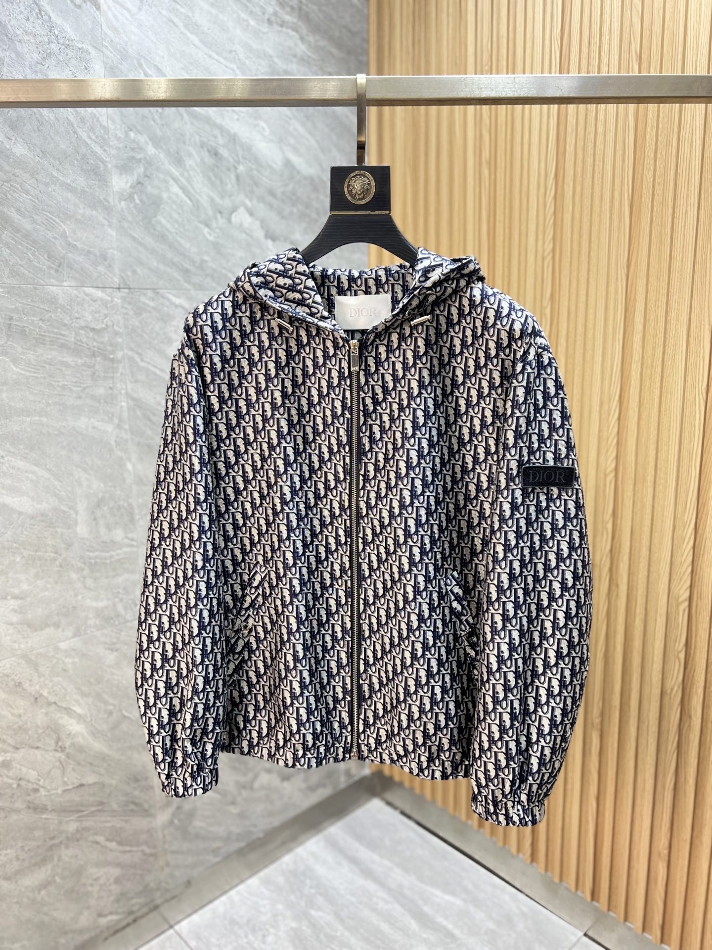 NO:526079,Dior/Dior 2025 autumn and winter new products are available, three standards are complete, jackets and jackets, don’t need to introduce too much, look at the details, counter number M-XXXL 175/140 Suggestions L,,dior,dior,jackets & coats,jackets & coats,alexander wang19860909Dior/迪奥 2025年秋冬新品上新 三标齐全 夹克外套 好货不用过多介绍 看细节 专柜码数M-XXXL 175/140建议L,,dior,dior,jackets & coats,jackets & coats,alexander wang,Men's clothing