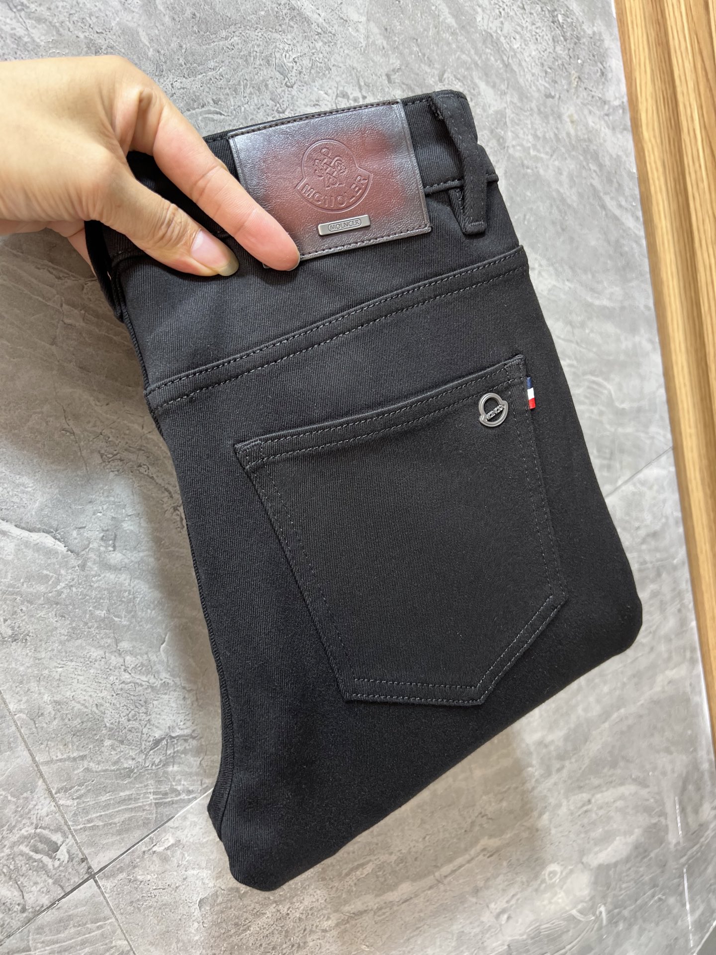 NO:528217,Moncler/家口 2025 autumn and winter new products, complete three standards, jeans, good products, don't need to introduce too much, look at the details, counter number 29-38, 175/140 upper body 32,, Moncler, jeans, alexander wang19860909Moncler/蒙口 2025秋冬新品 三标齐全 牛仔裤 好货不用过多介绍 看细节 专柜码数29-38 175/140上身32码,,Moncler,jeans,alexander wang,Men's clothing