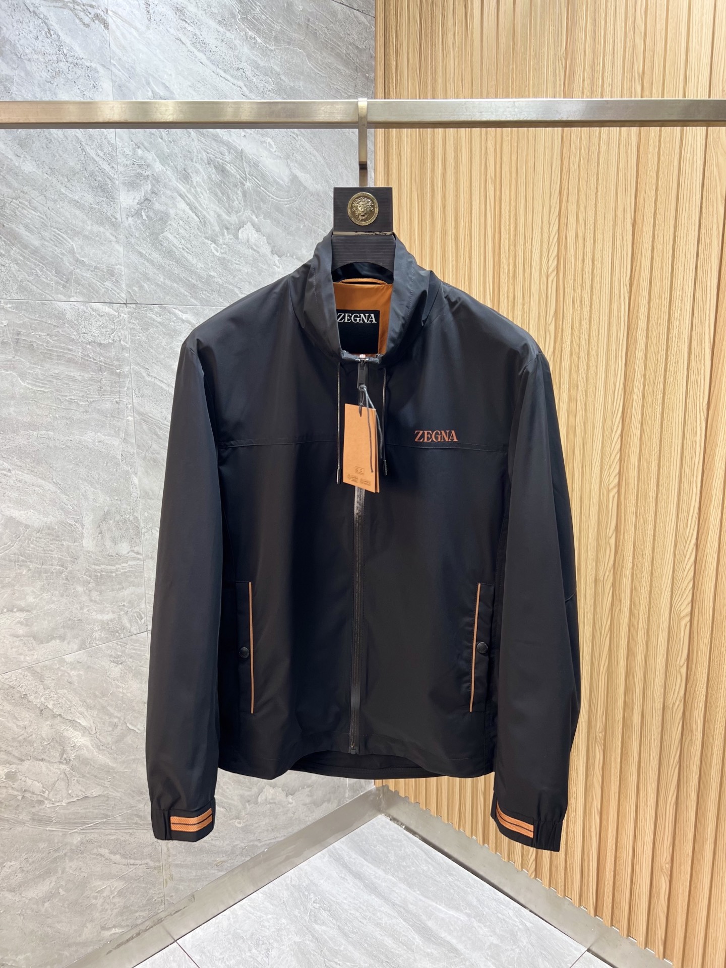 NO:530378,zZEGNA/Jenia 2025 autumn and winter new products are available, three standards are complete, jackets and jackets, don’t need to introduce too much good products, look at the details, counter number M-XXXL 175/140 Suggestions L,,zegna, jackets & coats, jackets & coats,alexander wang19860909zZEGNA/杰尼亚 2025年秋冬新品上新 三标齐全 夹克外套 好货不用过多介绍 看细节 专柜码数M-XXXL 175/140建议L,,zegna,jackets & coats,jackets & coats,alexander wang,Men's clothing