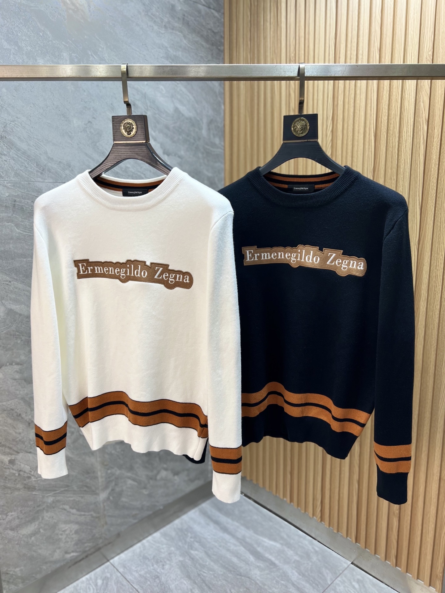 NO:540047,zZEGNA/Jenia 2025 autumn and winter new products are available, three standards are complete, round neck sweater, good products do not need to be introduced too much, look at the details, counter number M-XXXL 175/140 Suggestions L, zegna, sweaters, alexander wang19860909zZEGNA/杰尼亚 2025年秋冬新品上新 三标齐全 圆领毛衣 好货不用过多介绍 看细节 专柜码数M-XXXL 175/140建议L,,zegna,sweaters,alexander wang,Men's clothing
