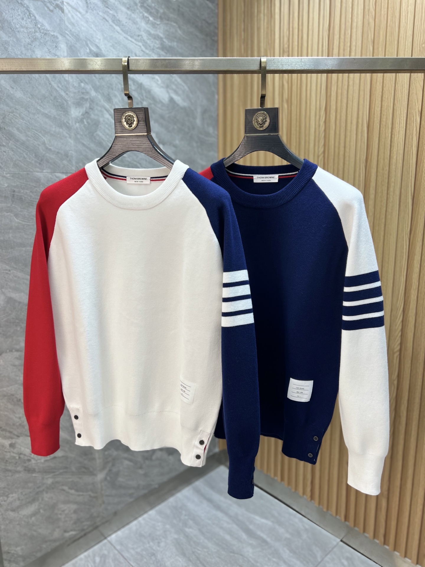 NO:538934,TB 2025 Autumn and Winter New Products are available, complete three standards, round neck sweater, good products do not need to be introduced too much, look at the details, counter number M-XXXL 175/140 Suggestions L,, sweaters, alexander wang19860909TB 2025年秋冬新品上新 三标齐全 圆领毛衣 好货不用过多介绍 看细节 专柜码数M-XXXL 175/140建议L,,sweaters,alexander wang,Men's clothing