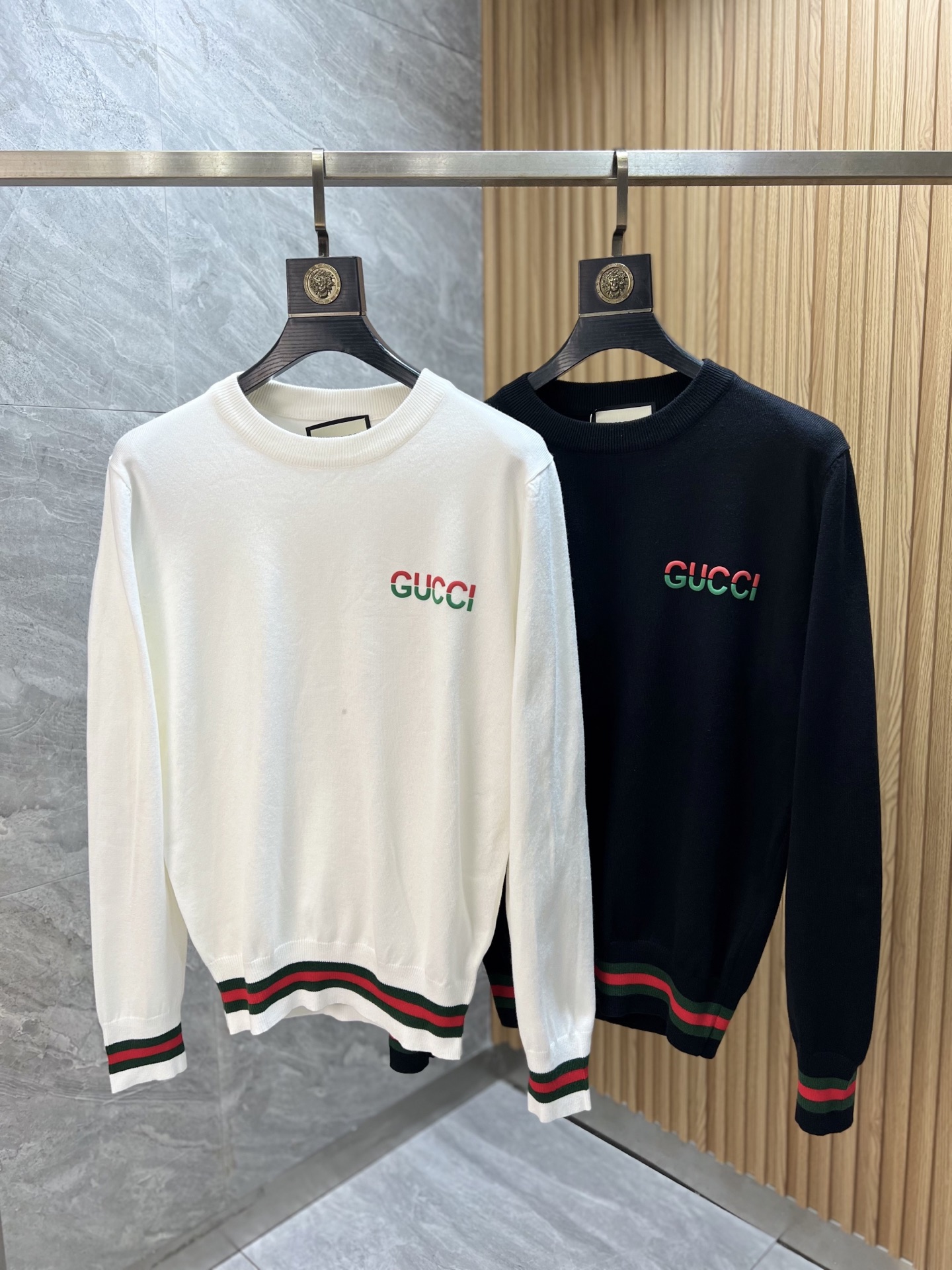NO:538922,Dior/Guqi 2025 autumn and winter new products are available, complete three standards, round neck sweater, good products do not need to be introduced too much, look at the details, counter number M-XXXL /140 suggestions L,,dior,sweaters,alexander wang19860909Dior/古奇 2025年秋冬新品上新 三标齐全 圆领毛衣 好货不用过多介绍 看细节 专柜码数M-XXXL /140建议L,,dior,sweaters,alexander wang,Men's clothing