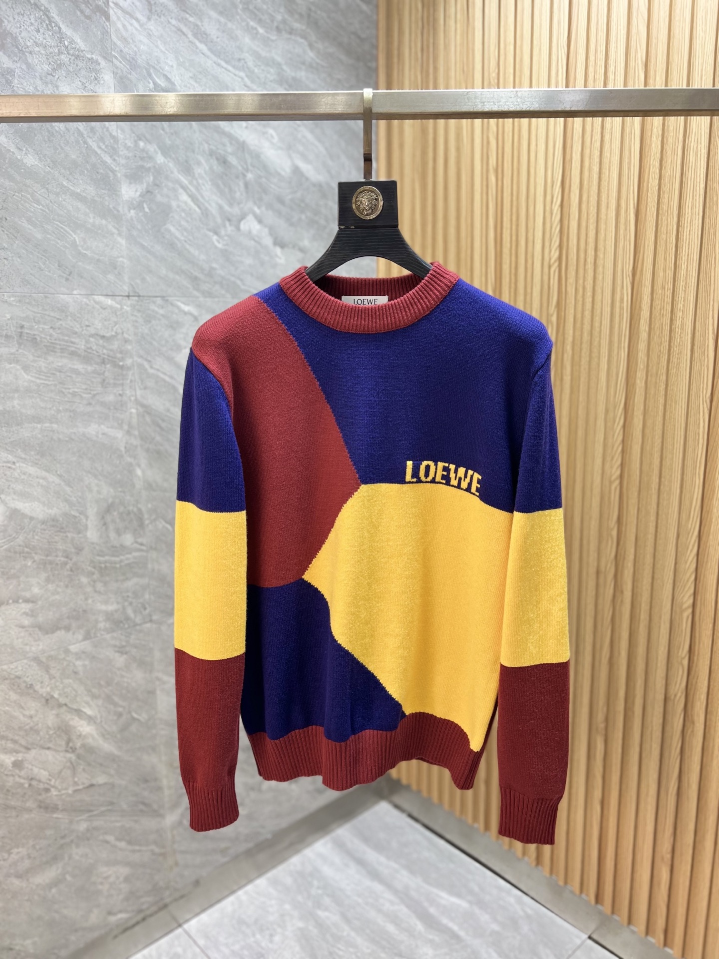 NO:538939,LV/Louis Vuitton 2025 autumn and winter new products are available, three standards are complete, round neck sweater, good products do not need to be introduced too much, look at the details, counter number M-XXXL 175/140 Suggestions, L, louis vuitton, louis vuitton, sweaters, alexander wang19860909LV/路易威登 2025年秋冬新品上新 三标齐全 圆领毛衣 好货不用过多介绍 看细节 专柜码数M-XXXL 175/140建议L,,louis vuitton,louis vuitton,sweaters,alexander wang,Men's clothing