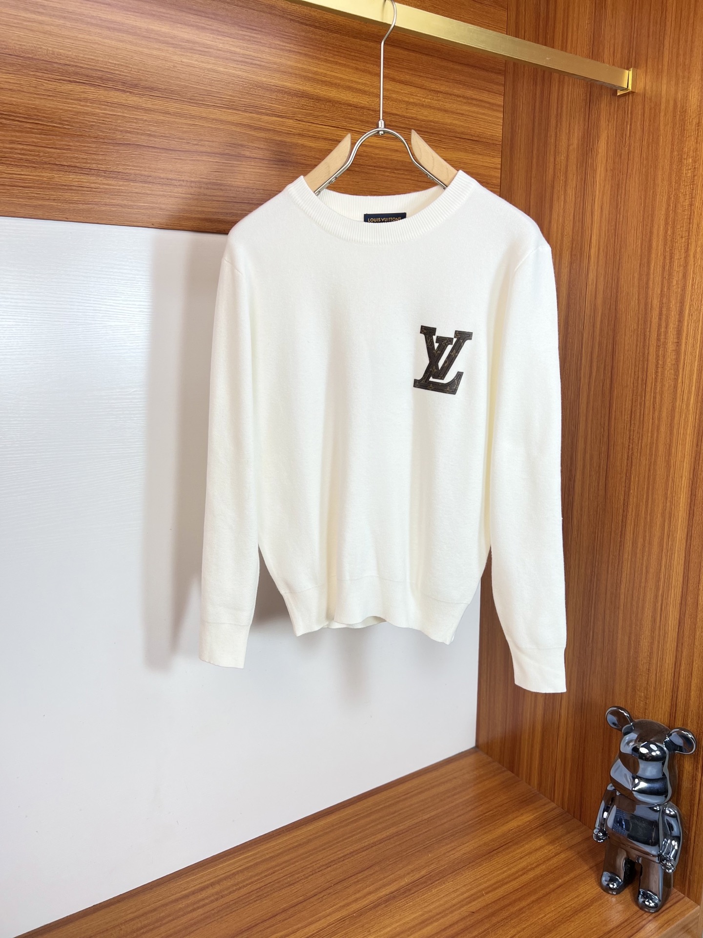 NO:566155,LV/Louis Vuitton has new products for autumn and winter, complete with three labels, round neck sweater, good product, no need to introduce too much, look at the details, counter size M-XXXL 175/140 recommended L,, louis vuitton, louis vuitton, sweaters, alexander wang19860909LV/路易威登 年秋冬新品上新 三标齐全 圆领毛衣 好货不用过多介绍 看细节 专柜码数M-XXXL 175/140建议L,,louis vuitton,louis vuitton,sweaters,alexander wang,Men's clothing
