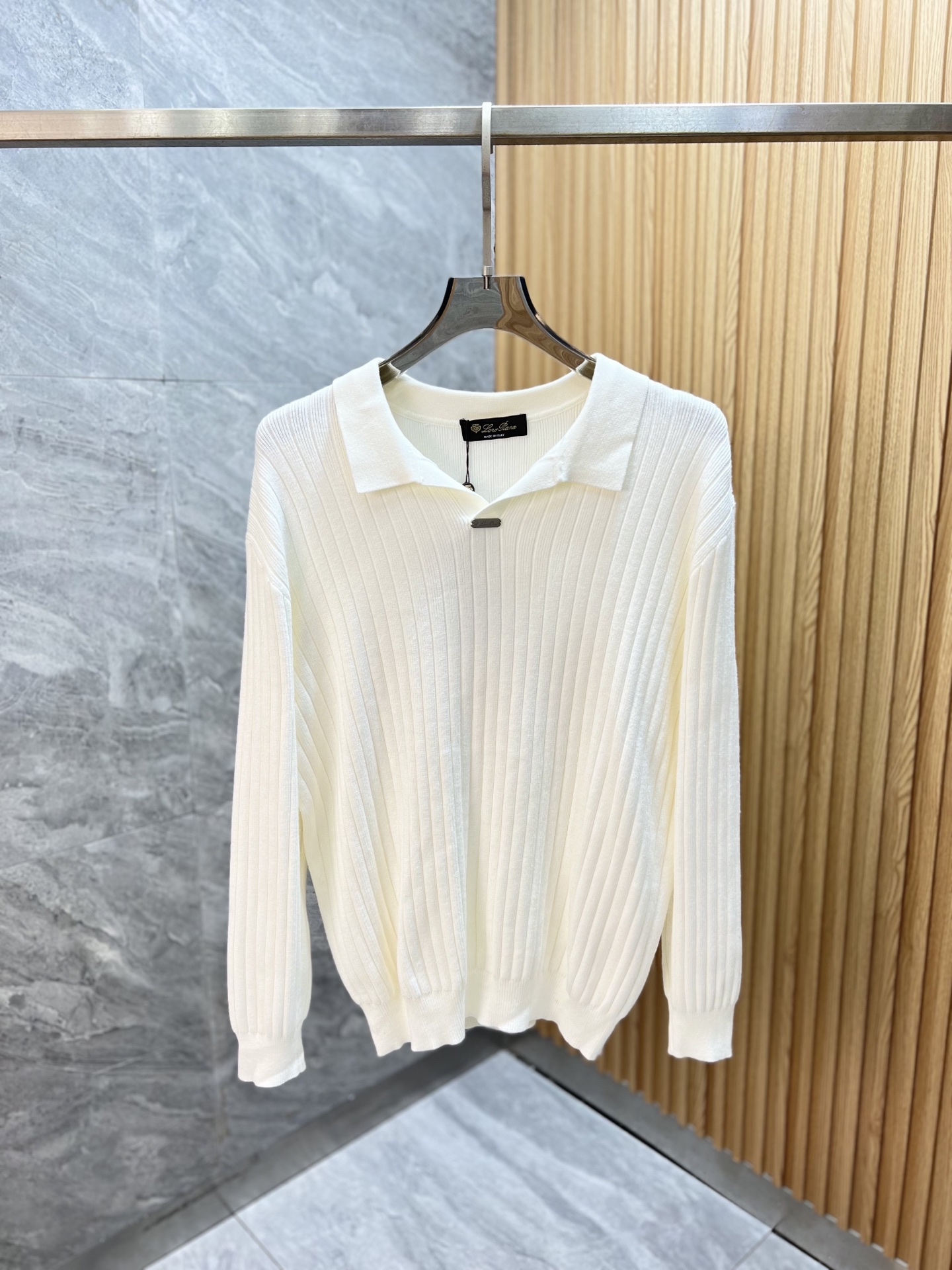 NO:570247,LP New arrivals for autumn and winter, complete with three labels, lapel sweaters, good products, no need to introduce too much, look at the details, counter size M-XXXXL /140 recommended L,, loro piana, sweaters, alexander wang19860909LP 年秋冬新品上新 三标齐全 翻领毛衣 好货不用过多介绍 看细节 专柜码数M-XXXXL /140建议L,,loro piana,sweaters,alexander wang,Men's clothing