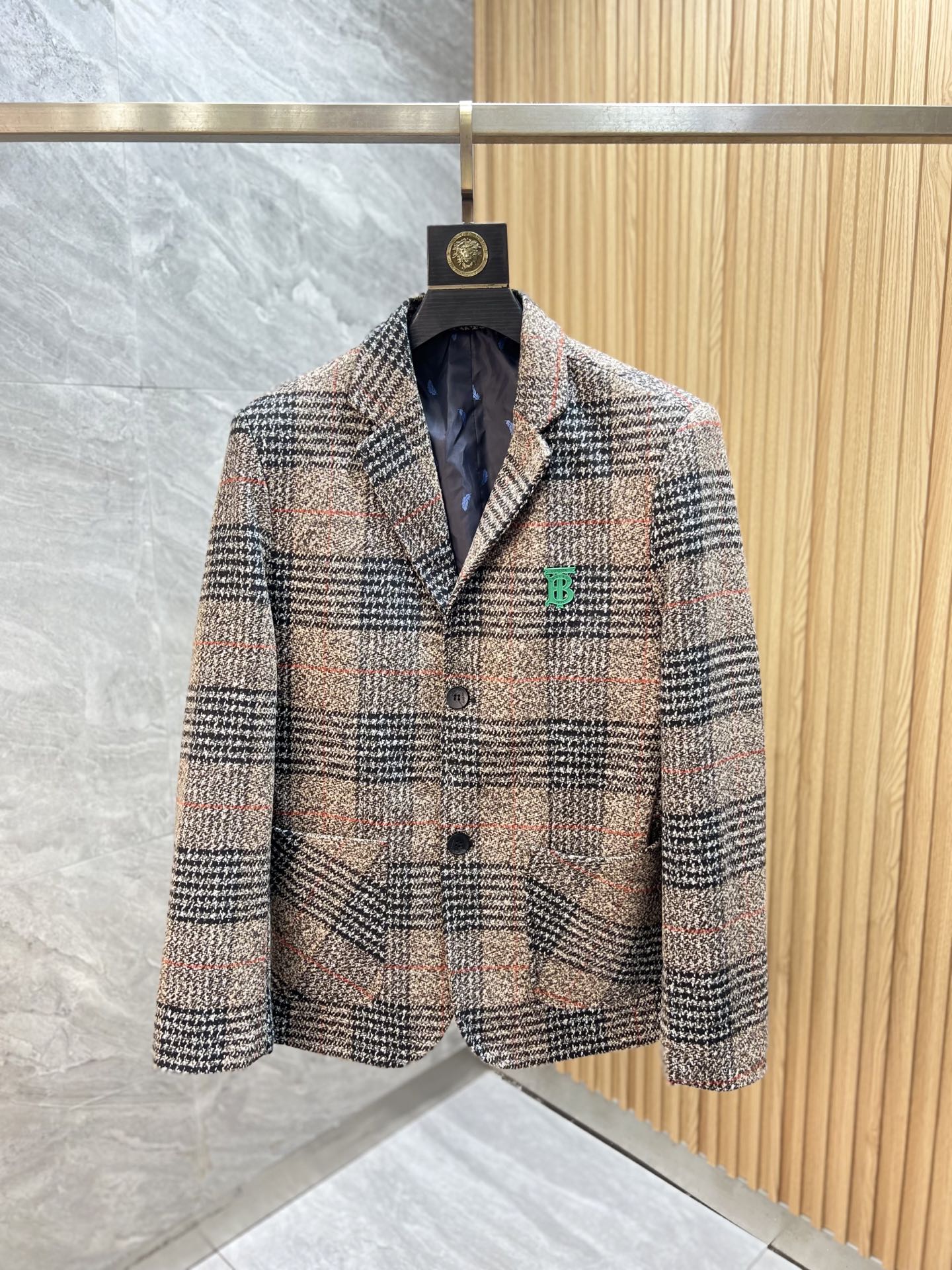 NO:571497,Burberry/Burberry 2025 autumn and winter new products, complete with three labels, suits, jackets, good products, no need to introduce too much, look at the details, counter size M-XXXL 175/140, recommended L,, burberry, burberry, jackets & coats, business suit, alexander wang19860909Burberry/巴宝莉 2025年秋冬新品上新 三标齐全 西装西服外套 好货不用过多介绍 看细节 专柜码数M-XXXL 175/140建议L,,burberry,burberry,jackets & coats,business suit,alexander wang,Men's clothing