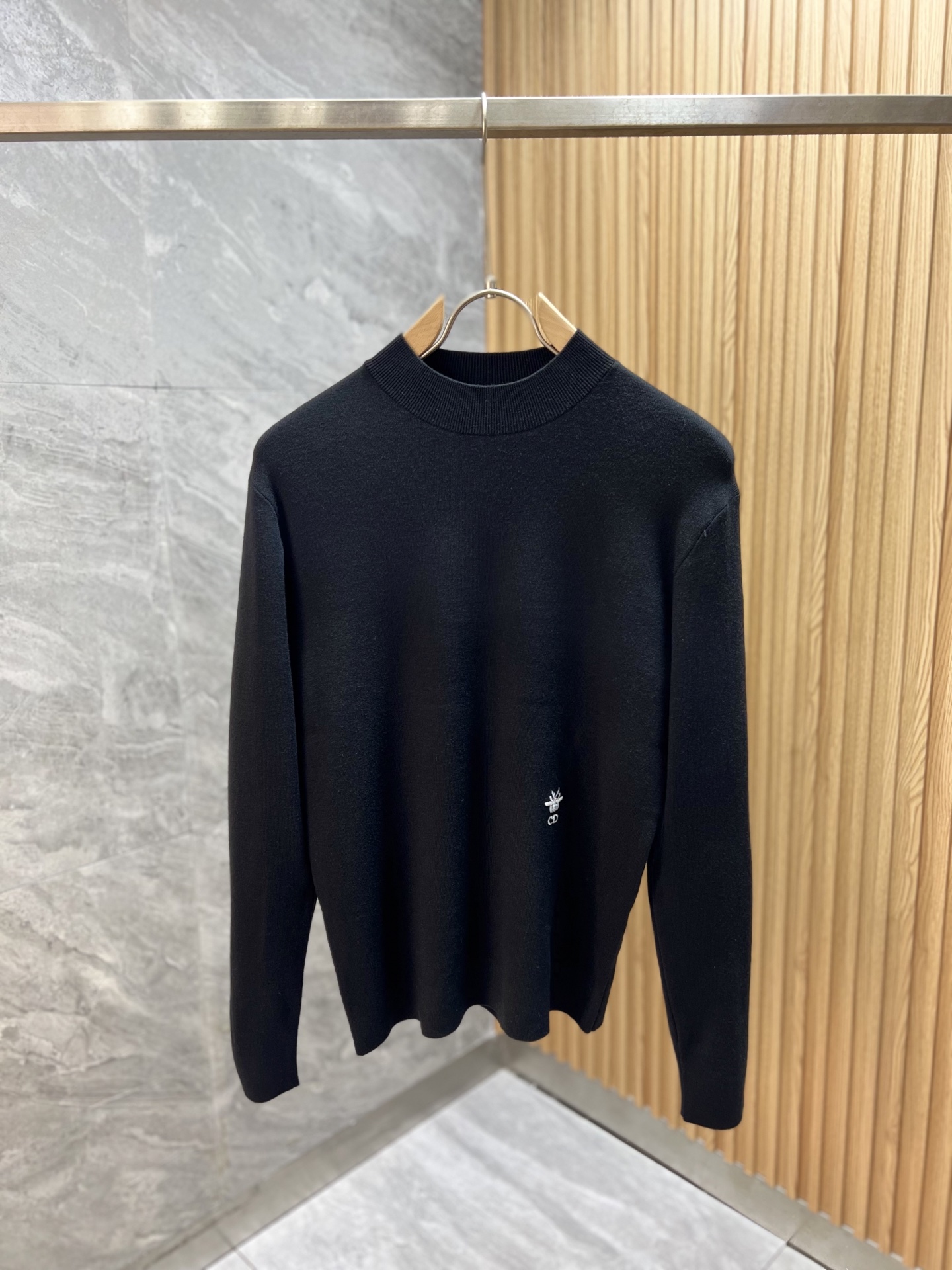 NO:572410,Dior/Dior 2025 autumn and winter new products, complete with three labels, turtleneck sweater, good product, no need to introduce too much, look at the details, counter size M-XXXL 175/140, recommended L,, dior, dior, alexander wang19860909Dior/迪奥 2025年秋冬新品上新 三标齐全 高领羊毛衫 好货不用过多介绍 看细节 专柜码数M-XXXL 175/140建议L,,dior,dior,alexander wang,Men's clothing