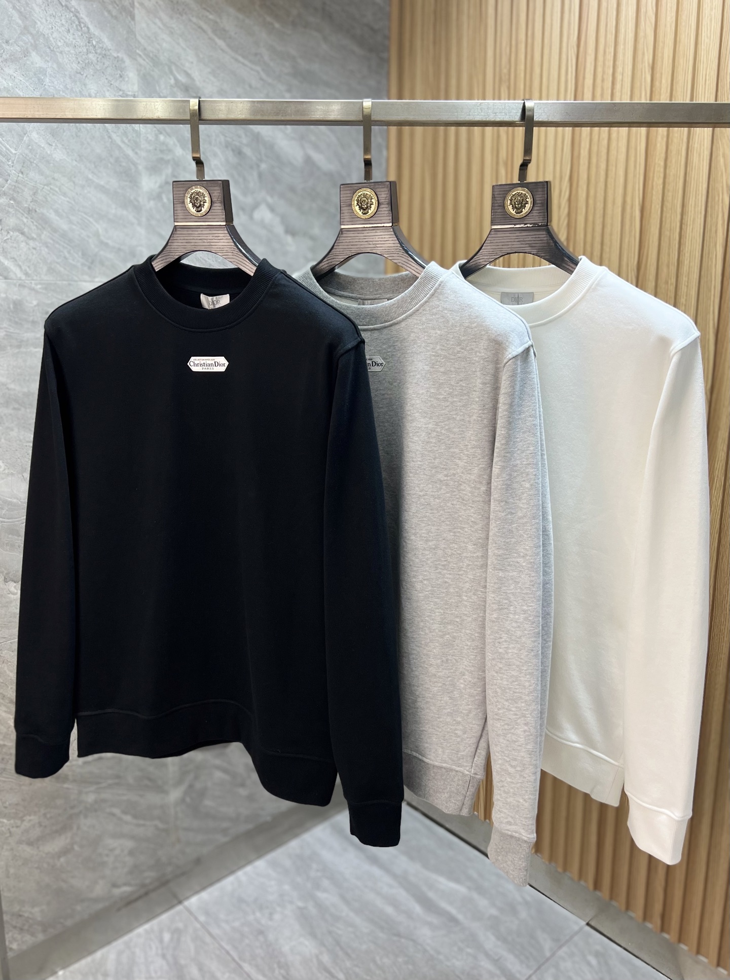 NO:573498,Dior/Dior 2025 autumn and winter new products, complete with three standards, pure cotton round-neck sweatshirt, good product, no need to introduce too much, look at the details, counter size S-XL 175/recommended M, dior, dior, hoodie, sweatshirts, alexander wang19860909Dior/迪奥 2025秋冬新品 三标齐全 纯棉圆领卫衣 好货不用过多介绍 看细节 专柜码数 S-XL 175/建议M,,dior,dior,hoodie,sweatshirts,alexander wang,Men's clothing