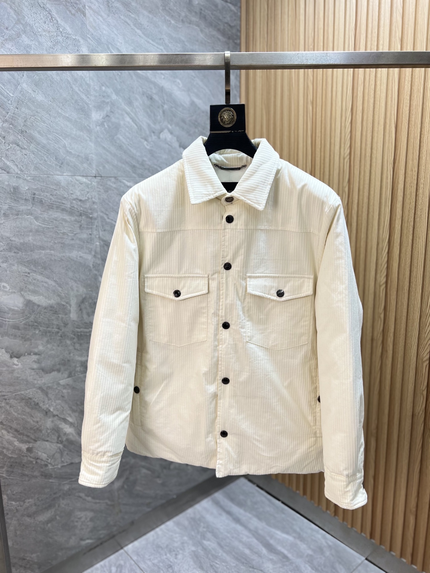 NO:624920,DG/Dolce & Gabbana 2025 autumn and winter new products, complete with three standards, full and plump 90 white goose down down jacket, good products without too much introduction, look at the details, counter size M-XXL /140 recommended M,, Dolce&Gabbana, down jacket, alexander wang19860909DG/杜嘉班纳 2025年秋冬新品上新 三标齐全 充实饱满90白鹅绒 羽绒服 好货不用过多介绍 看细节 专柜码数M-XXL /140建议M,,Dolce&Gabbana,down jacket,alexander wang,Men's clothing