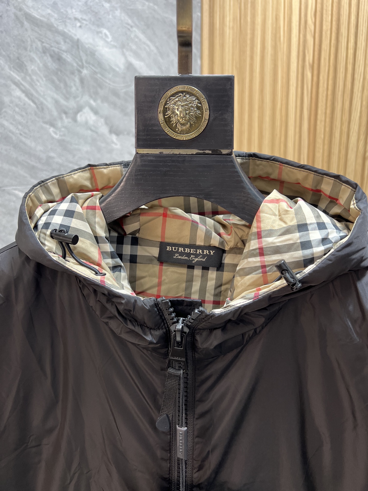 博柏利 Burberry 高定典藏名品高定成衣时装外套连衣裙衬衫T恤 #6D31AE0B 2