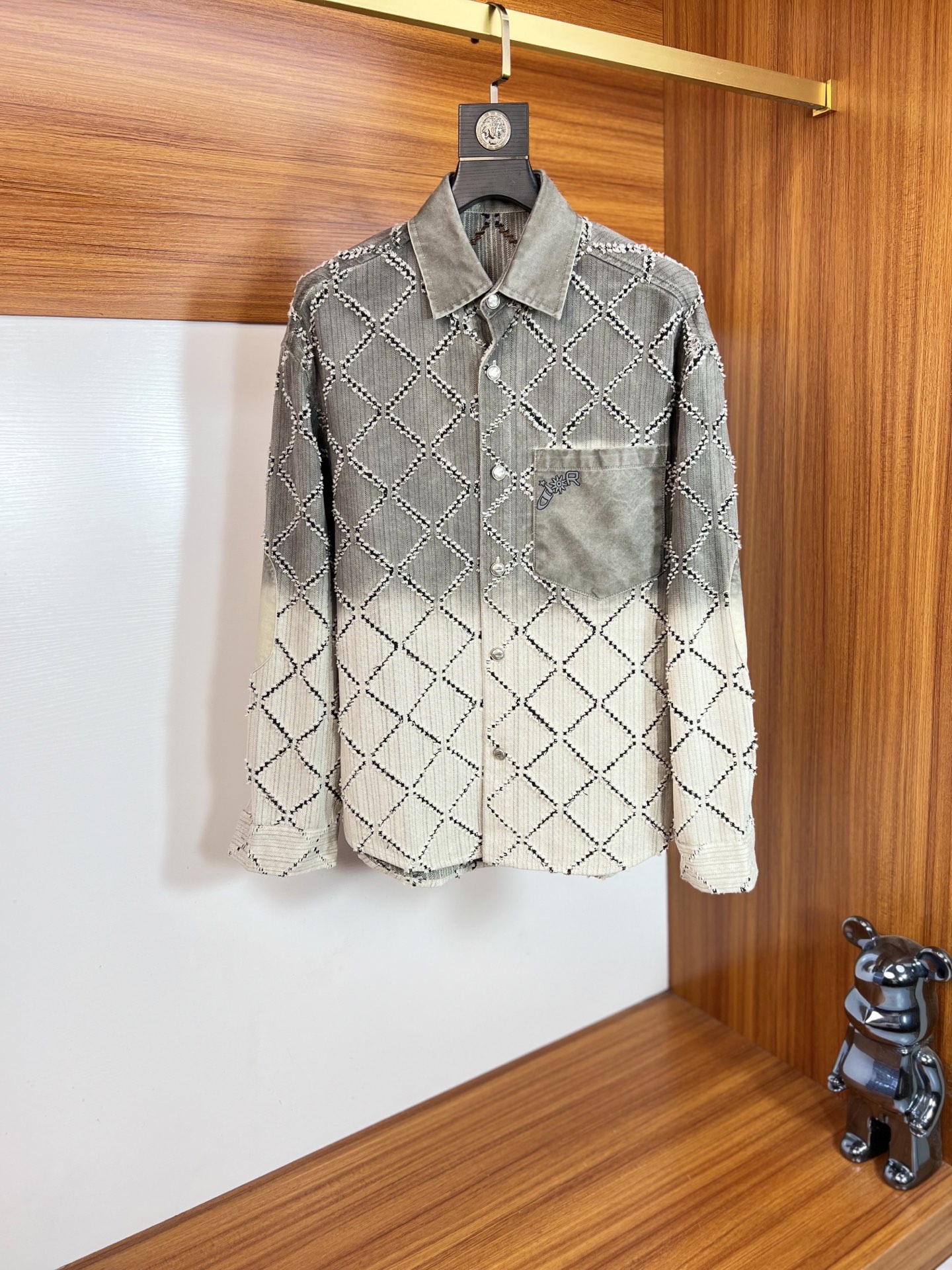 NO:598134,Dior/Dior 2025 autumn and winter new products, complete with three labels, shirts, good products, no need to introduce too much, look at the details, counter size M-L-XL-XXL 175/140, recommended M,, dior, dior, shirts, alexander wang19860909Dior/迪奥 2025年秋冬新品上新 三标齐全 衬衫 好货不用过多介绍 看细节 专柜码数M-L-XL-XXL 175/140建议M,,dior,dior,shirts,alexander wang,Men's clothing