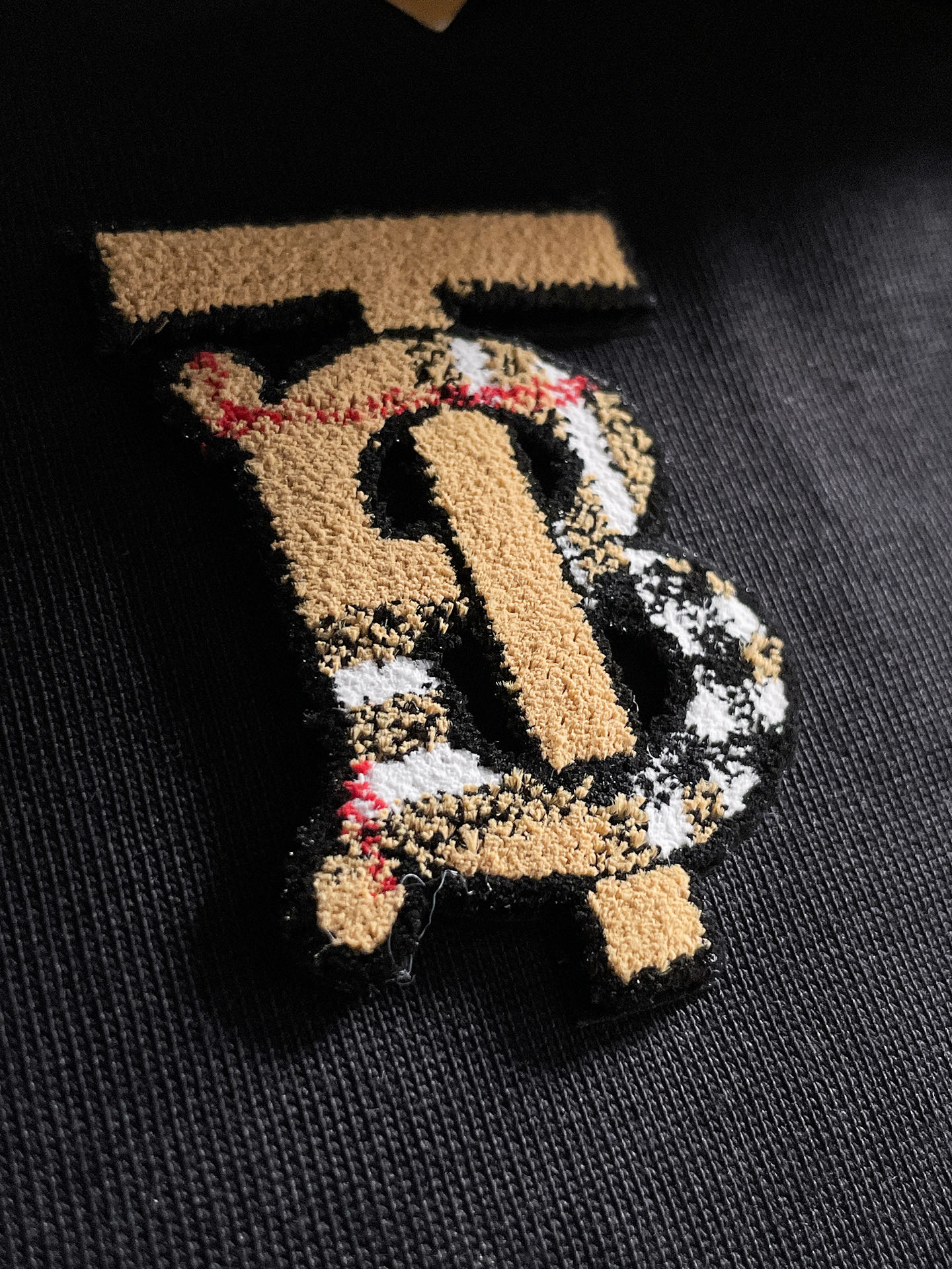 NO:601308,Burberry/Burberry 2025 new autumn and winter new products, complete with three labels, round neck long-sleeved bottoming shirt, good product, no need to introduce too much, look at the details, counter size M-XXXL 175/140, recommended L,, burberry, burberry, alexander wang19860909Burberry/巴宝莉 2025年秋冬新品上新 三标齐全 圆领长袖打底衫 好货不用过多介绍 看细节 专柜码数M-XXXL 175/140建议L,,burberry,burberry,alexander wang,Men's clothing