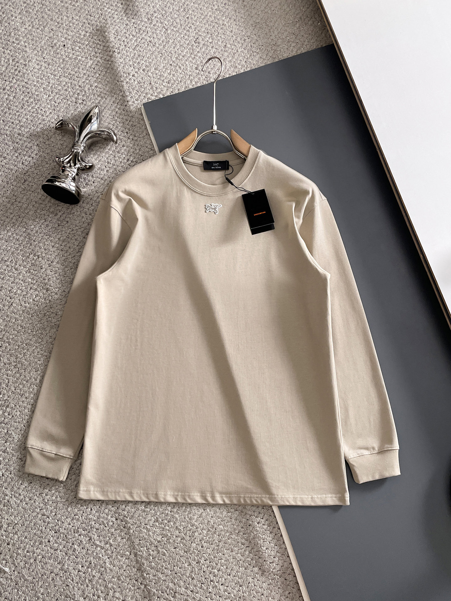 NO:607406,Arc/Arc'teryx 2025 autumn and winter new products, complete with three labels, round neck long-sleeved bottoming shirt, counter size M-XXXL /140 recommended L, arc'teryx, alexander wang19860909Arc/始祖鸟 2025年秋冬新品上新 三标齐全 圆领长袖打底衫 专柜码数M-XXXL /140建议L,arc'teryx,alexander wang,Men's clothing