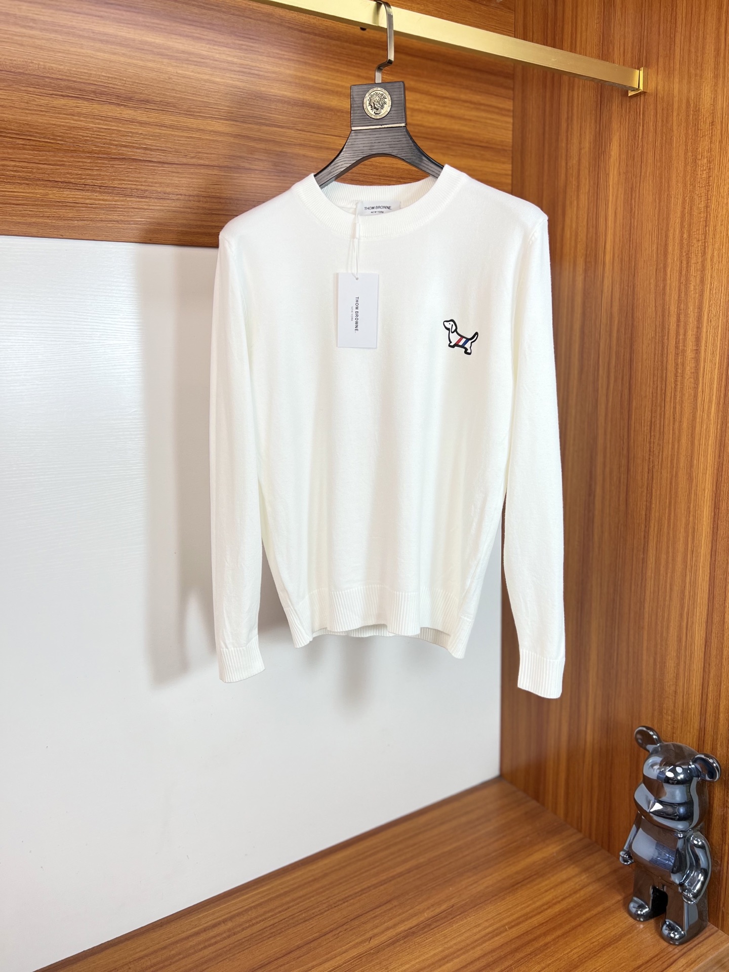 NO:609974,TB 2025 autumn and winter new products, complete with three labels, round neck sweater, good product, no need to introduce too much, look at the details, counter size M-XXXL/140, recommended L,,sweaters,alexander wang19860909TB 2025年秋冬新品上新 三标齐全 圆领毛衣 好货不用过多介绍 看细节 专柜码数M-XXXL /140建议L,,sweaters,alexander wang,Men's clothing