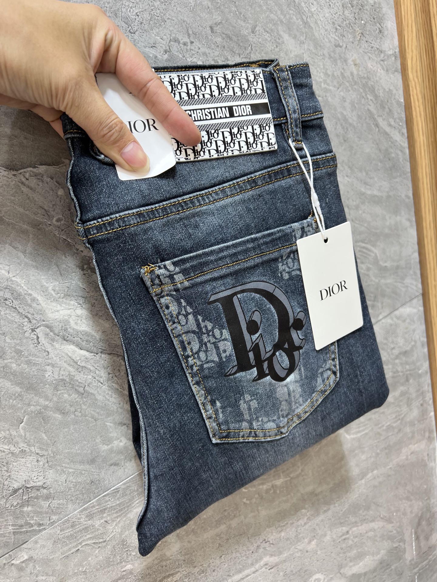NO:612026,Dior/Dior 2025 autumn and winter new products, complete with three labels, jeans, good products, no need to introduce too much, look at the details, counter size 29-38/140 upper body size 32,, dior, dior, jeans, alexander wang19860909Dior/迪奥 2025秋冬新品 三标齐全 牛仔裤 好货不用过多介绍 看细节 专柜码数29-38 /140上身32码,,dior,dior,jeans,alexander wang,Men's clothing