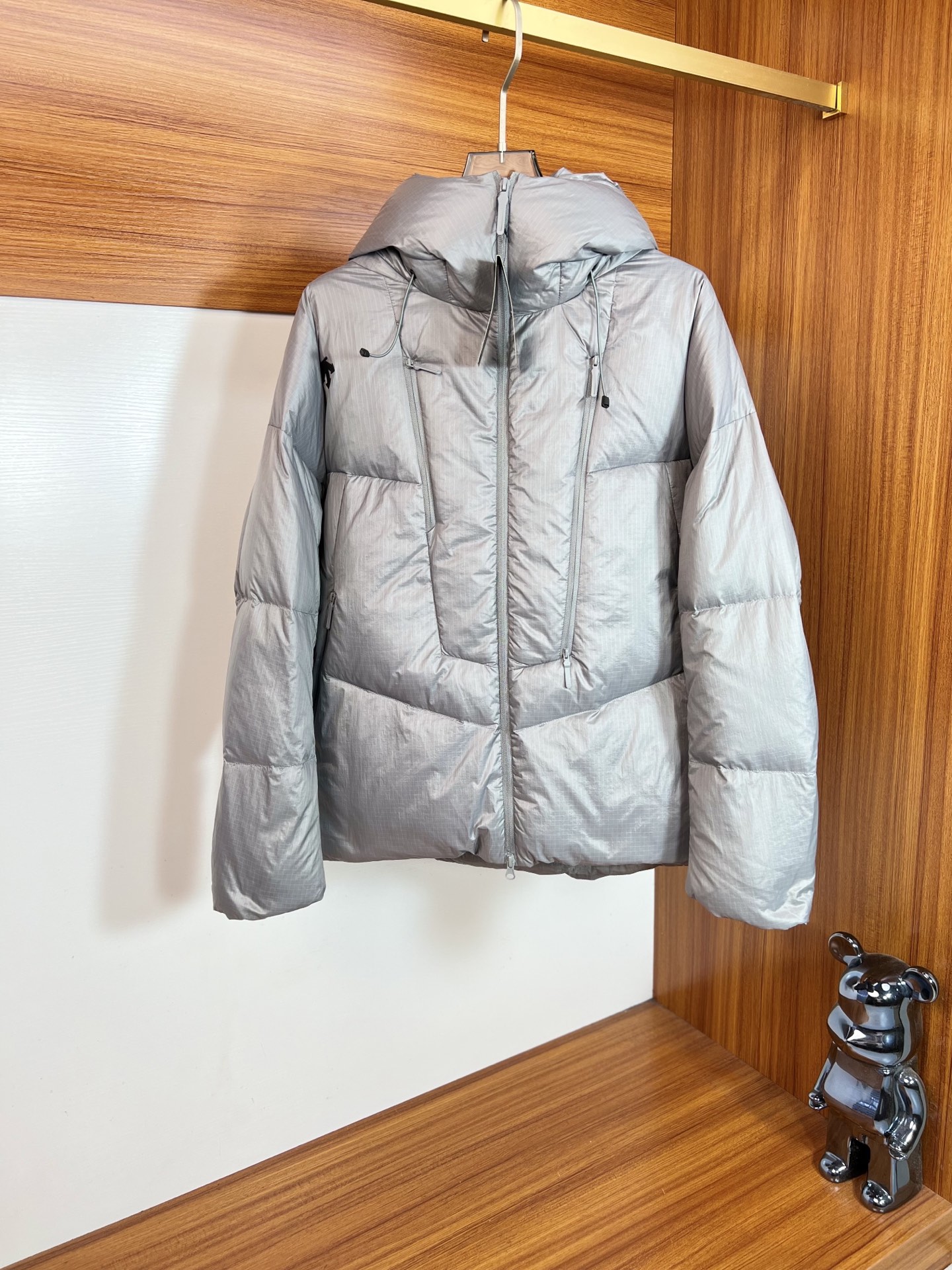 NO:614150,Descente 2025 autumn and winter new products, complete with three standards, down jackets, good products, no need to introduce too much, look at the details, counter size M-XXXL /140 recommended L,, down jacket, alexander wang19860909迪桑特 2025年秋冬新品上新 三标齐全 羽绒服 好货不用过多介绍 看细节 专柜码数M-XXXL /140建议L,,down jacket,alexander wang,Men's clothing