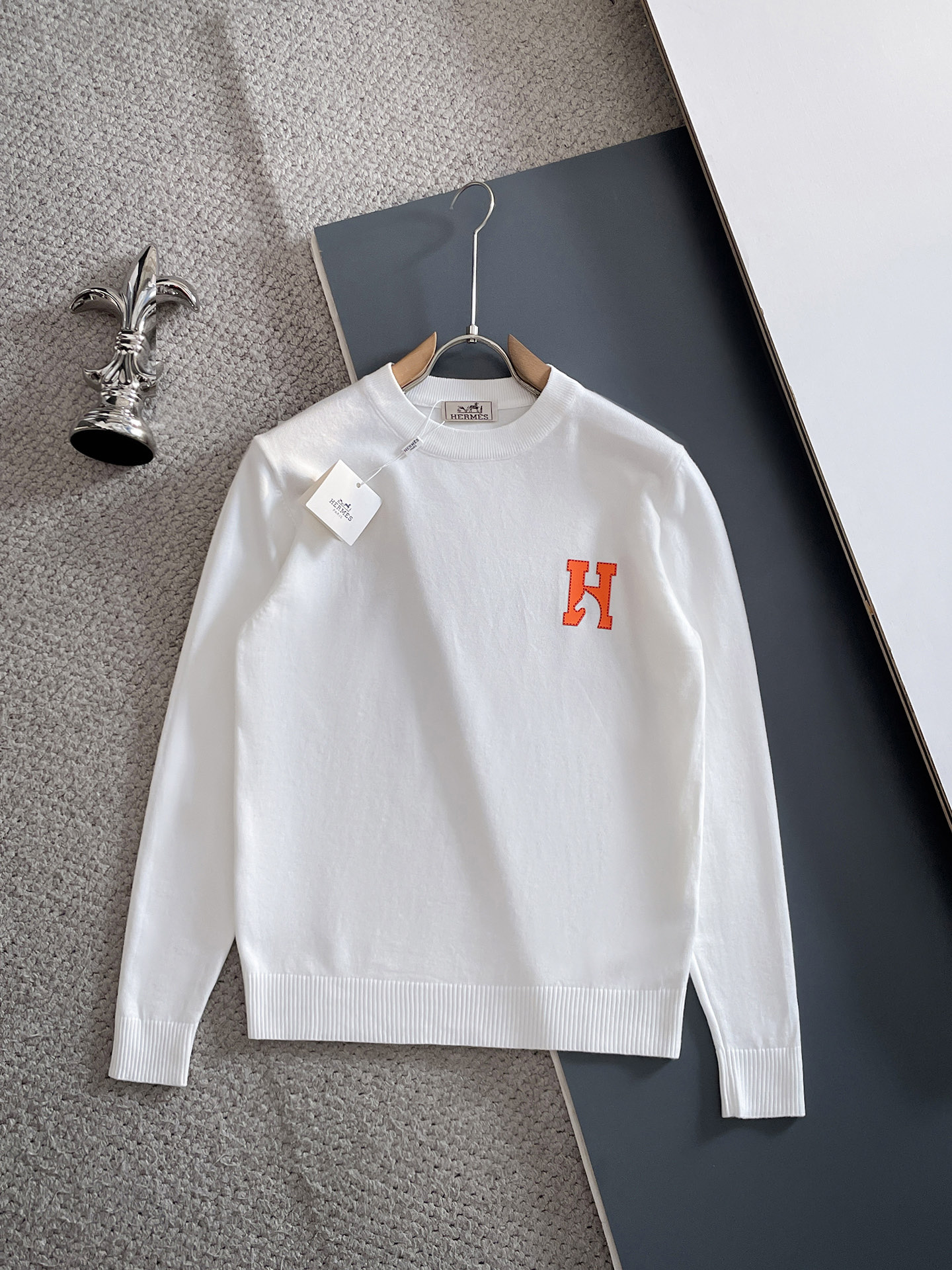 NO:623058,Hermes/Hermes 2025 autumn and winter new products, complete with three labels, round neck sweater, counter size M-XXXL /140 recommended L,,hermes,hermes,sweaters,alexander wang19860909Hermes/爱马仕 2025年秋冬新品上新 三标齐全 圆领毛衣 专柜码数M-XXXL /140建议L,,hermes,hermes,sweaters,alexander wang,Men's clothing